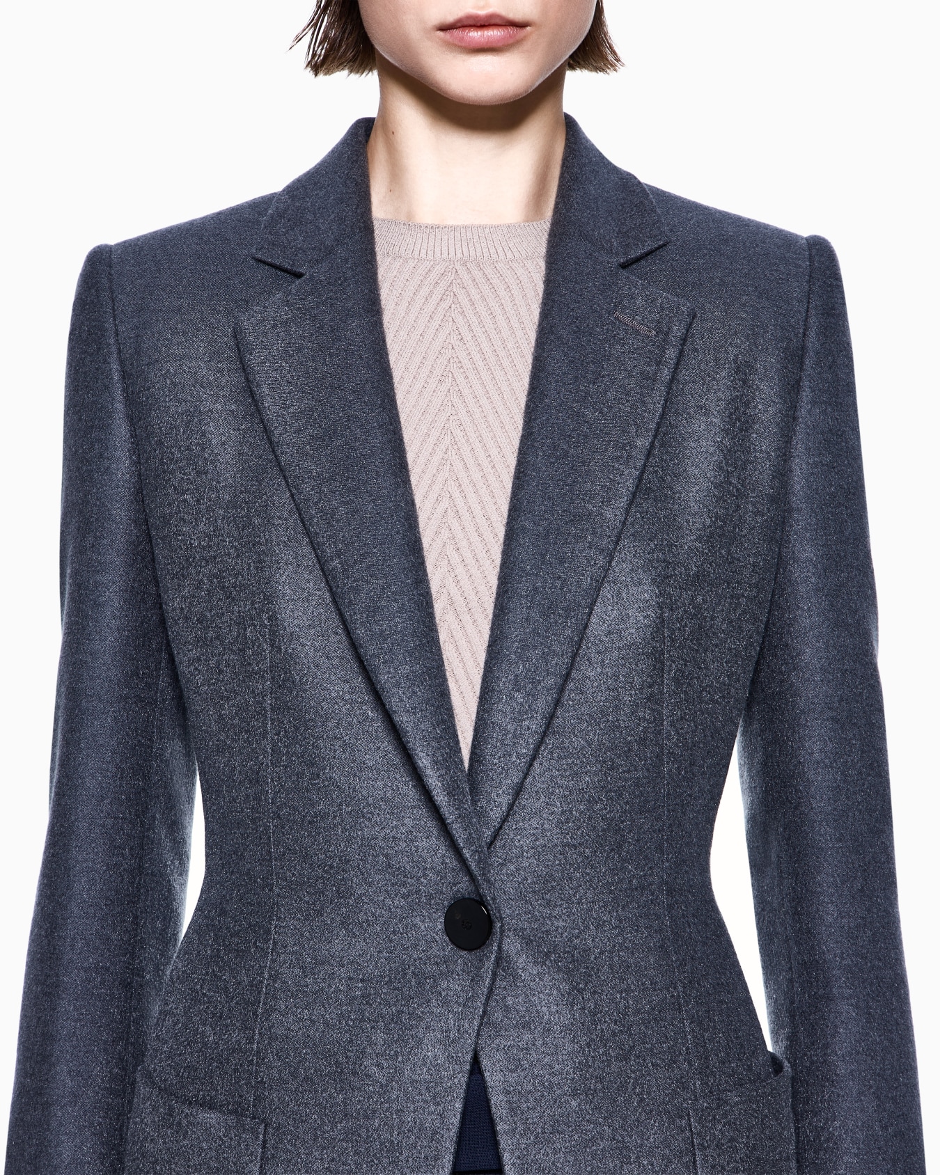 Single-breasted jacket in silk flannel Slide 4