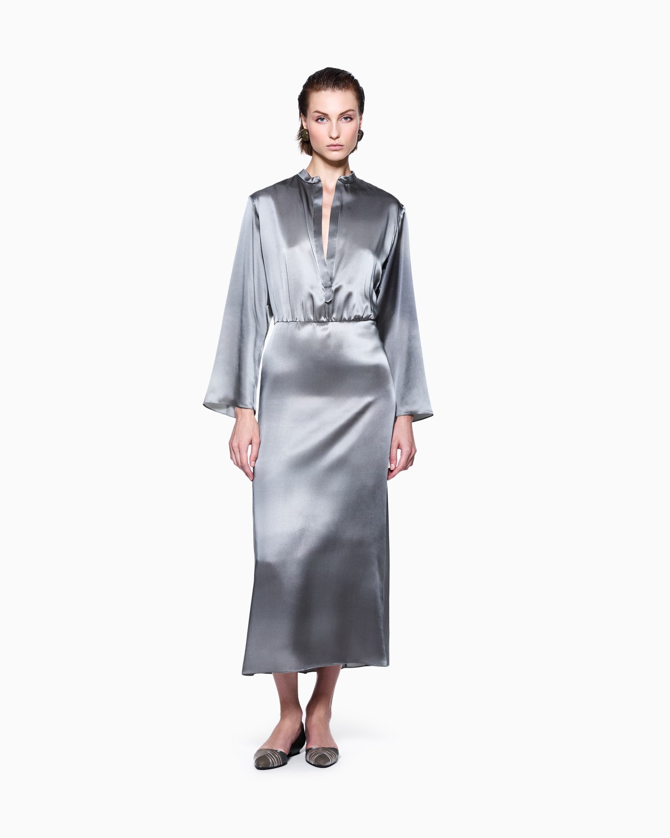 Robe mi-longue en triple georgette de soie Diapositive 1