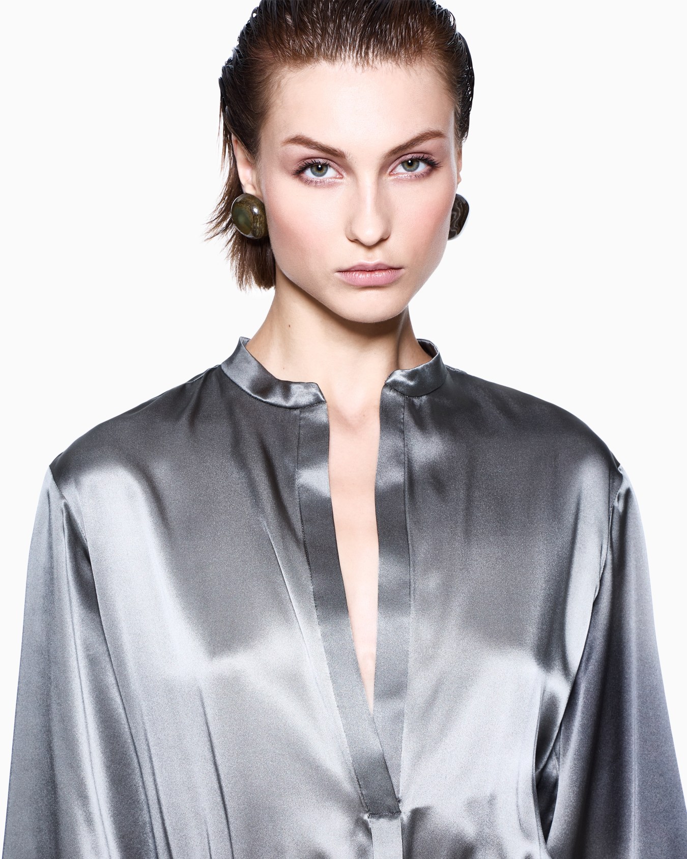 Robe mi-longue en triple georgette de soie Diapositive 3
