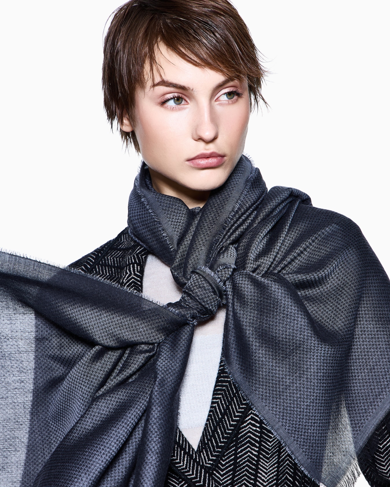 Cashmere, modal, cotton and silk stole Slide 2