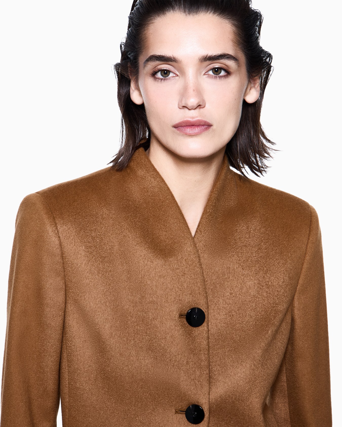 Single-breasted jacket in vicuña wool  Slide 4