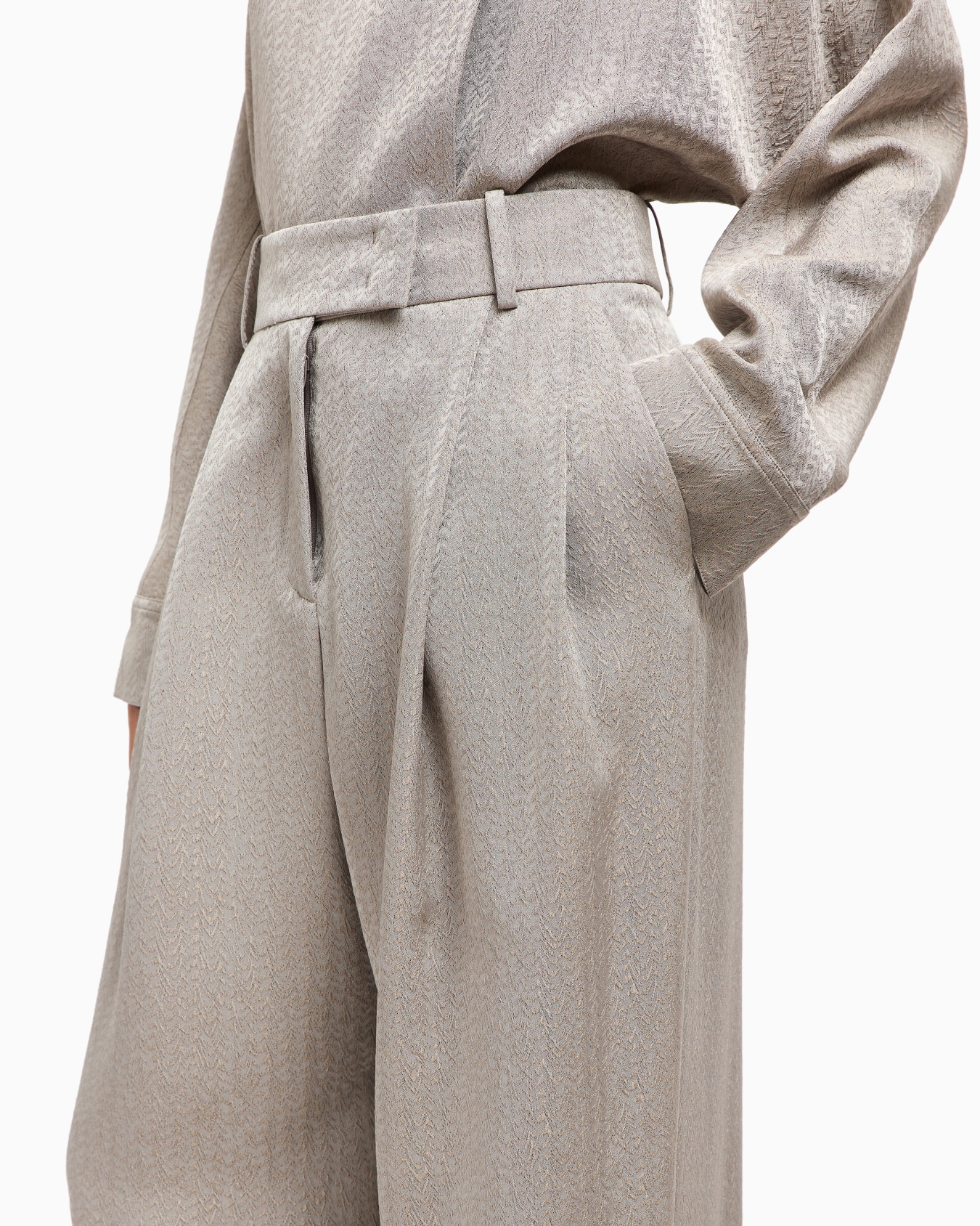 Pantaloni a una pince in viscosa, lana e seta jacquard Slide 5