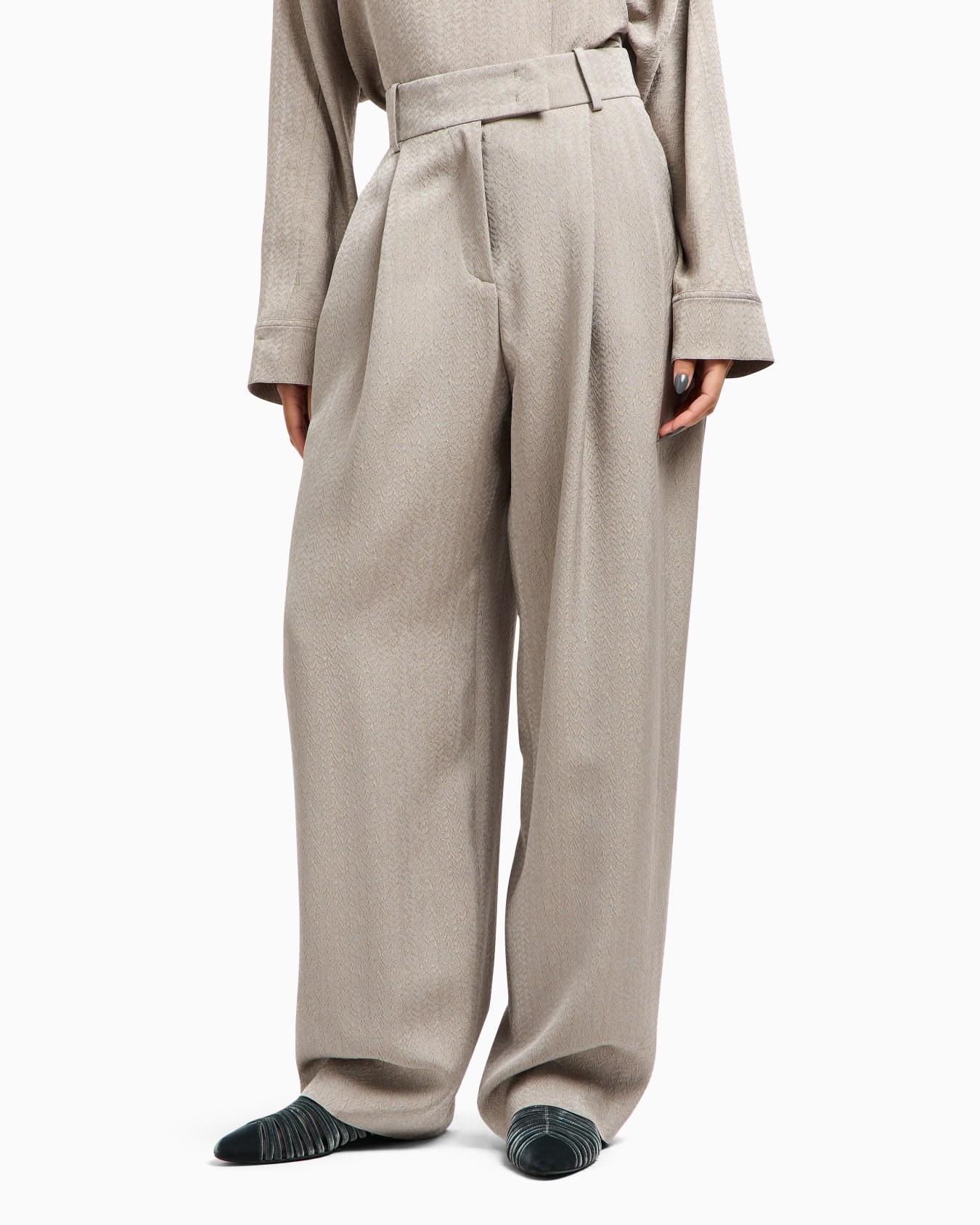 Pantaloni a una pince in viscosa, lana e seta jacquard Slide 4