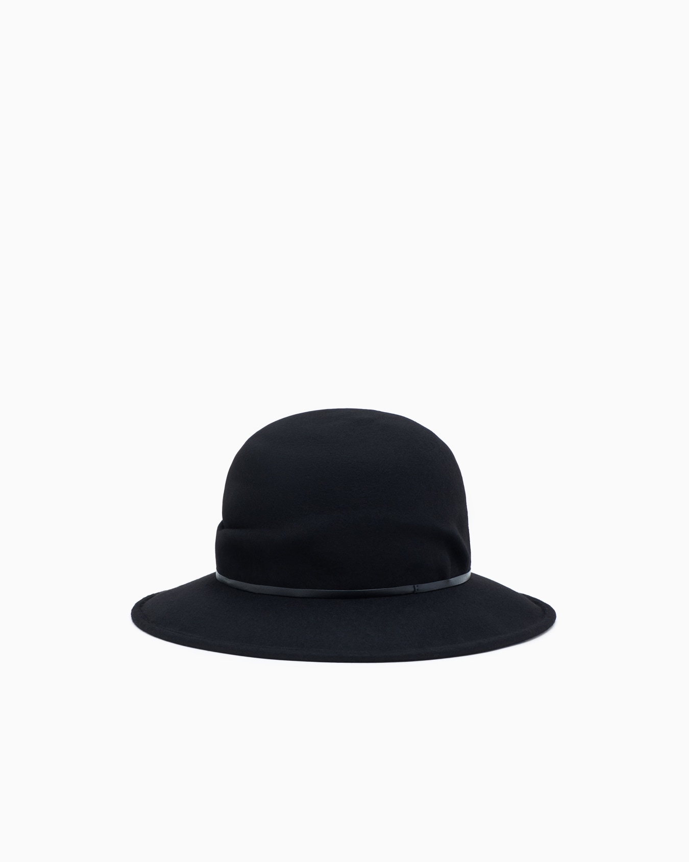 Wool felt hat Slide 1