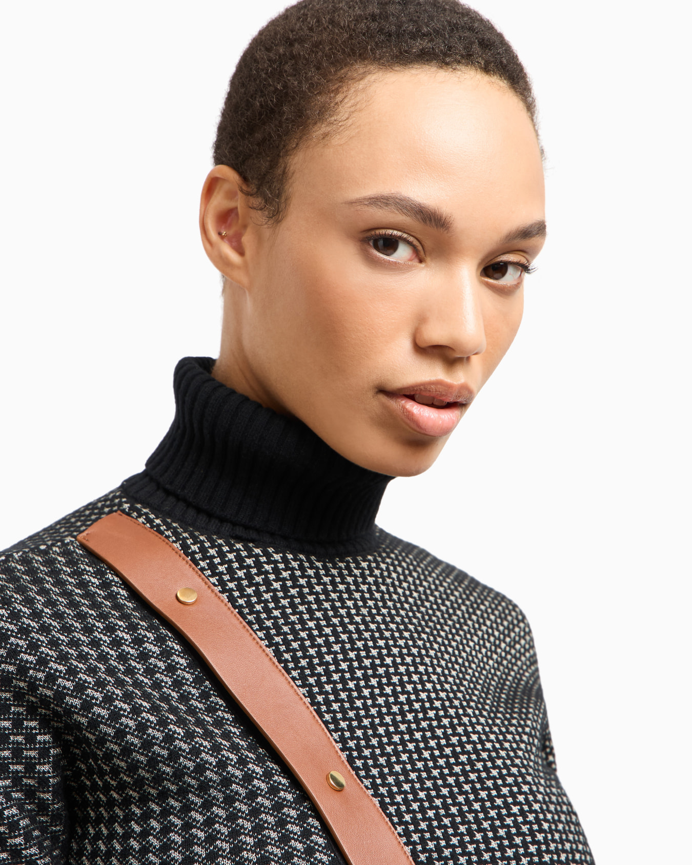 Jacquard wool and cashmere mock-neck jumper with leather detail Slide 4