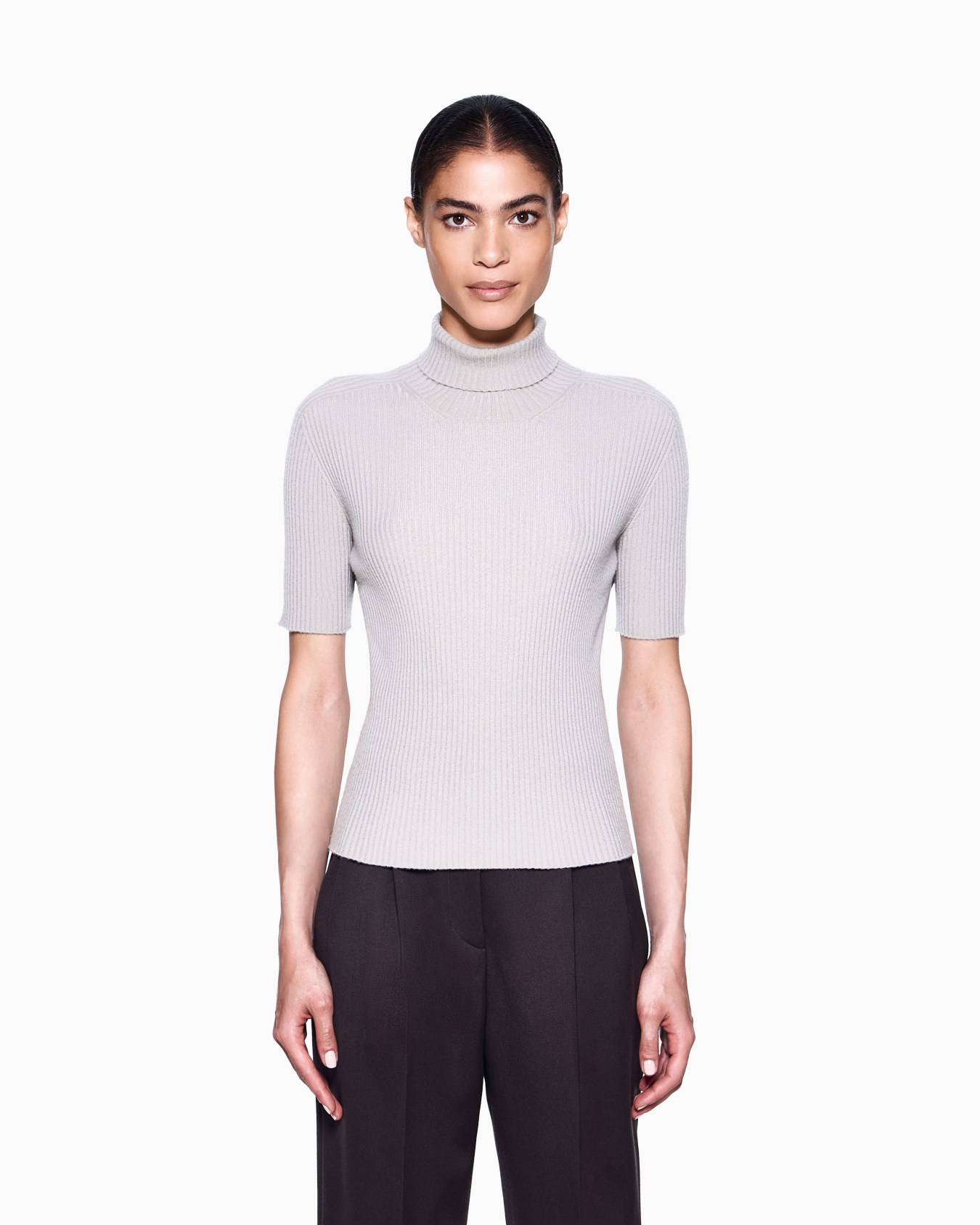 Kurzärmliger Kaschmir-Pullover mit Rollkragen Folie 3