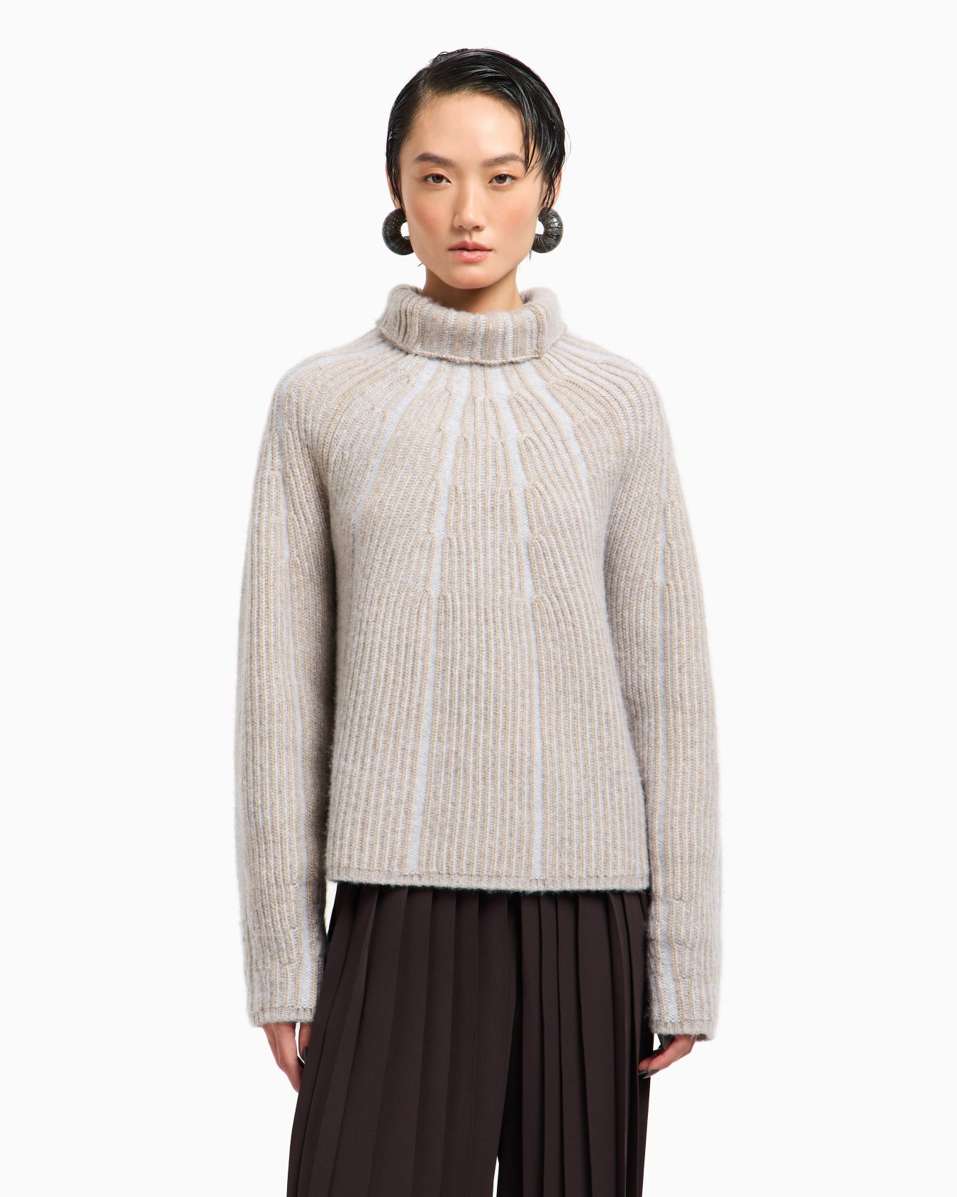 Pull à col montant en laine vierge, cachemire et soie Diapositive 4