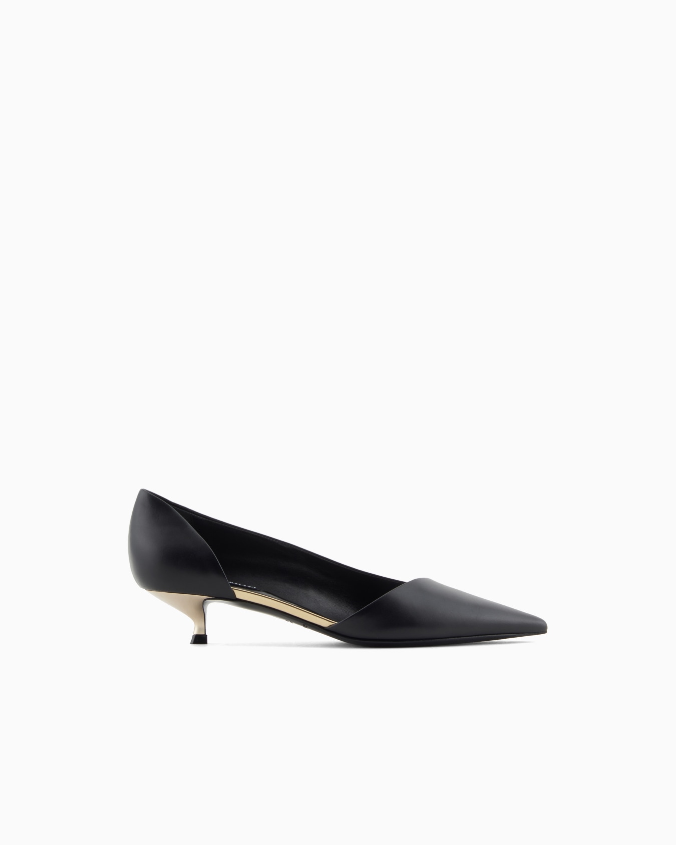 D'Orsay court shoes in calfskin  Slide 0