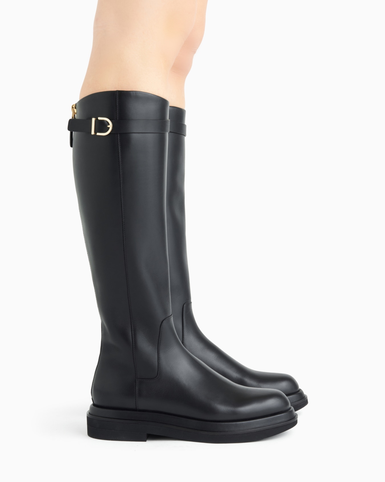 Smooth leather high boots Slide 5