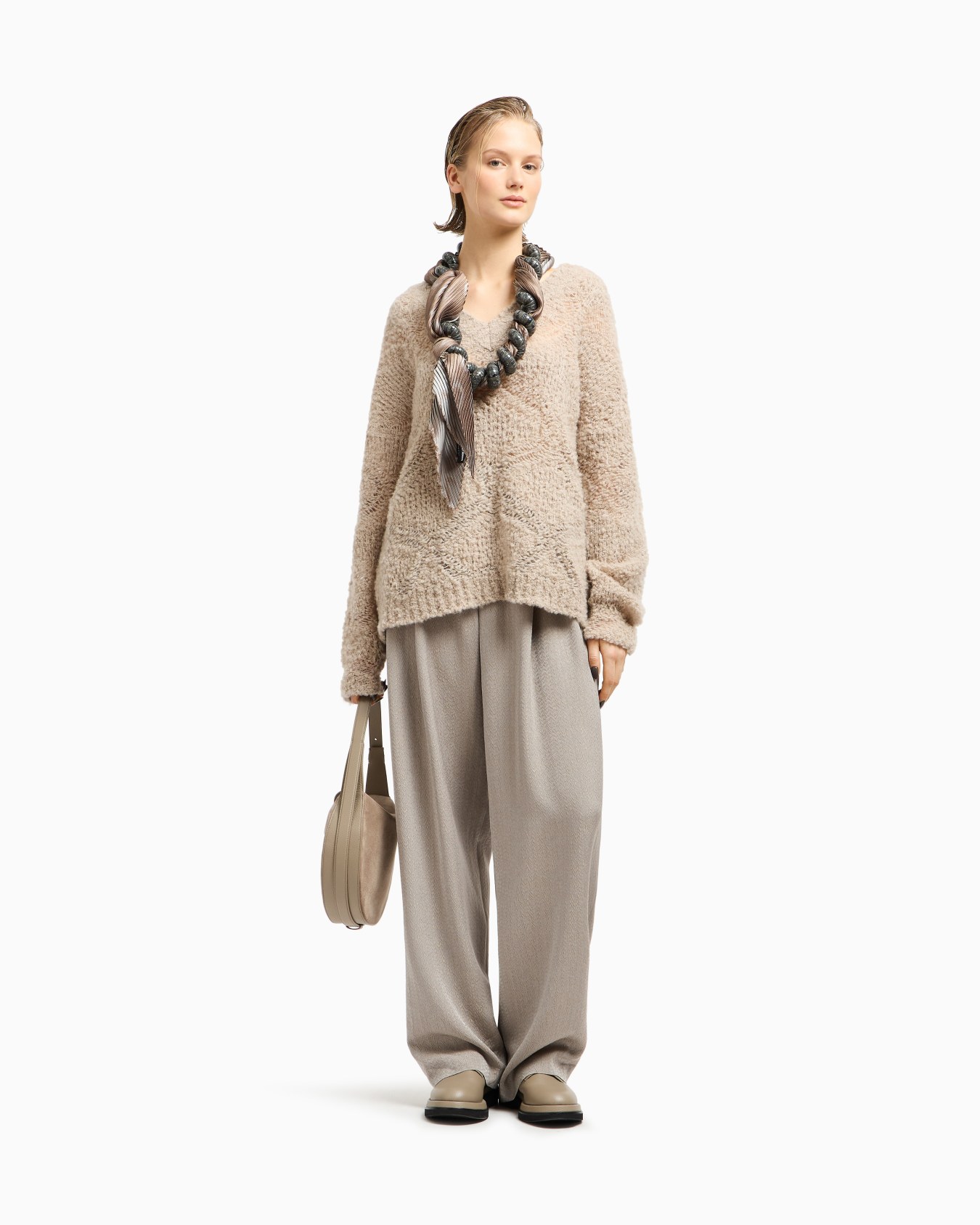 Cashmere, alpaca and silk V-neck jumper  Slide 1