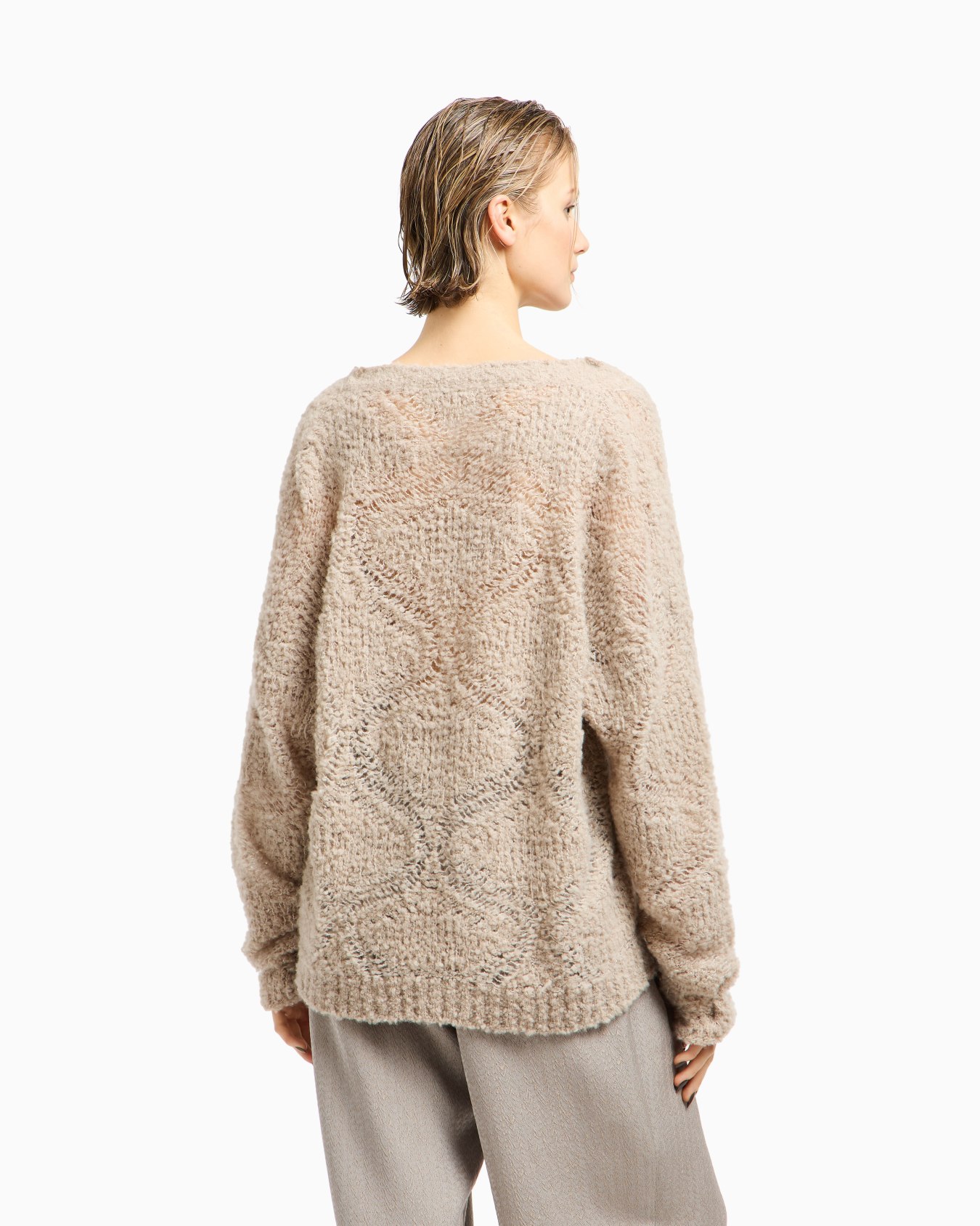 Cashmere, alpaca and silk V-neck jumper  Slide 2