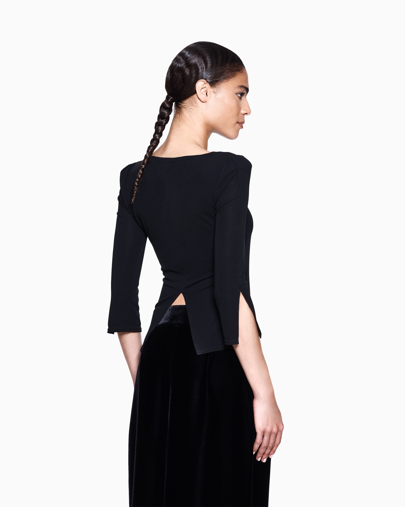 Pullover aus Viskose-Jersey mit asymmetrischem Ausschnitt Folie 2