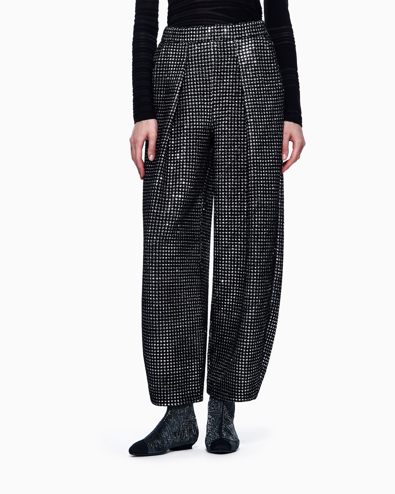 Single-pleat jersey trousers with a flocked print and sequins Slide 3