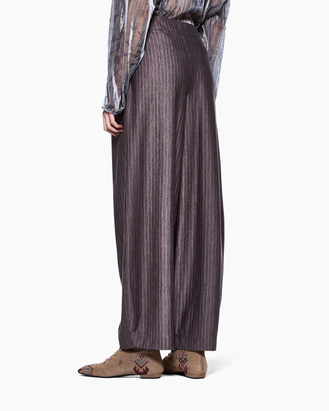 Pantalones anchos de punto de seda y cachemir de raya diplomática Diapositiva 3