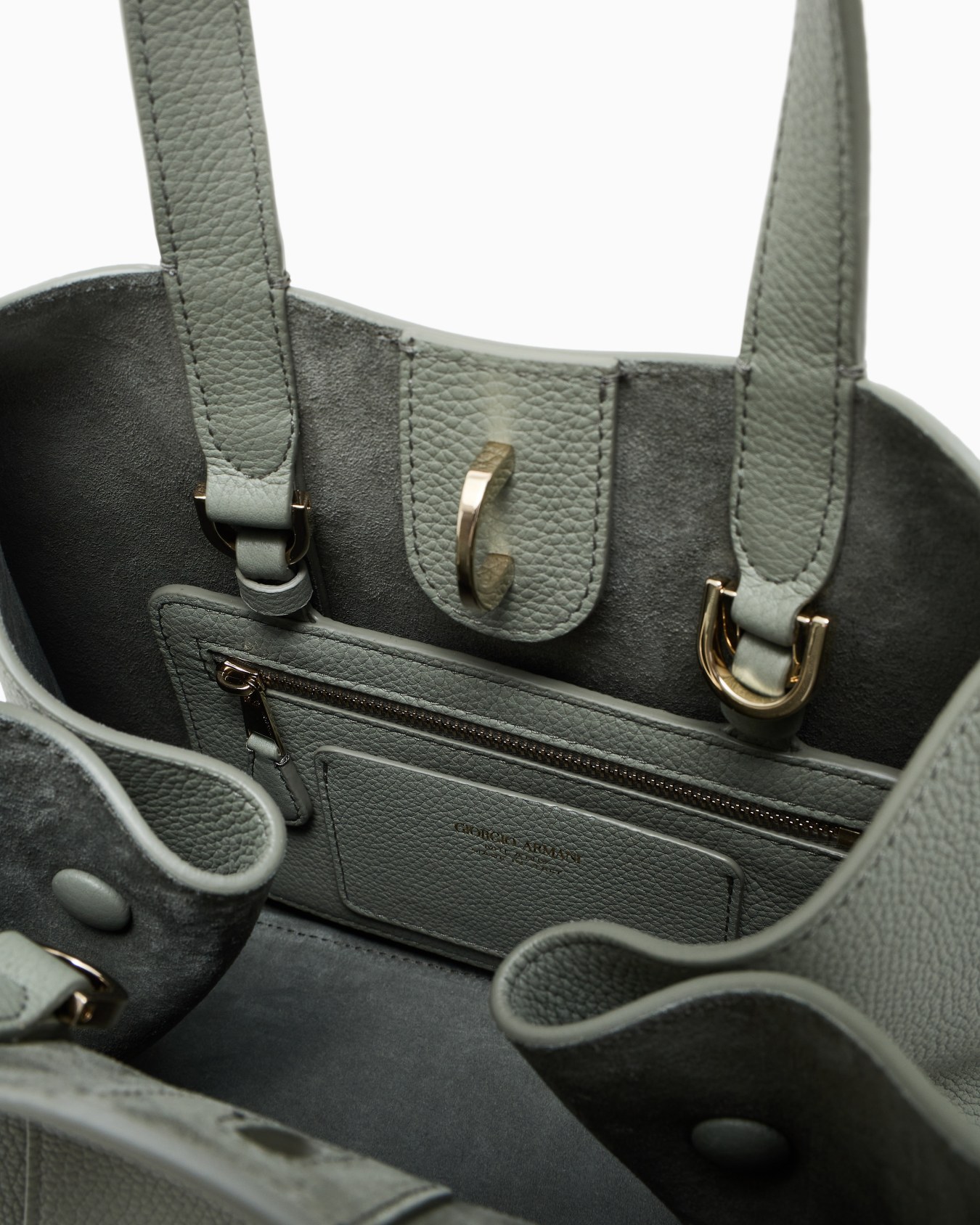 Kleine Totebag aus genarbtem Leder Folie 3