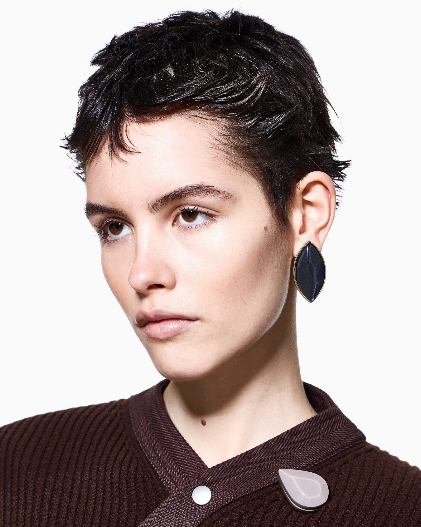 Clip earrings with a transparent element Slide 2