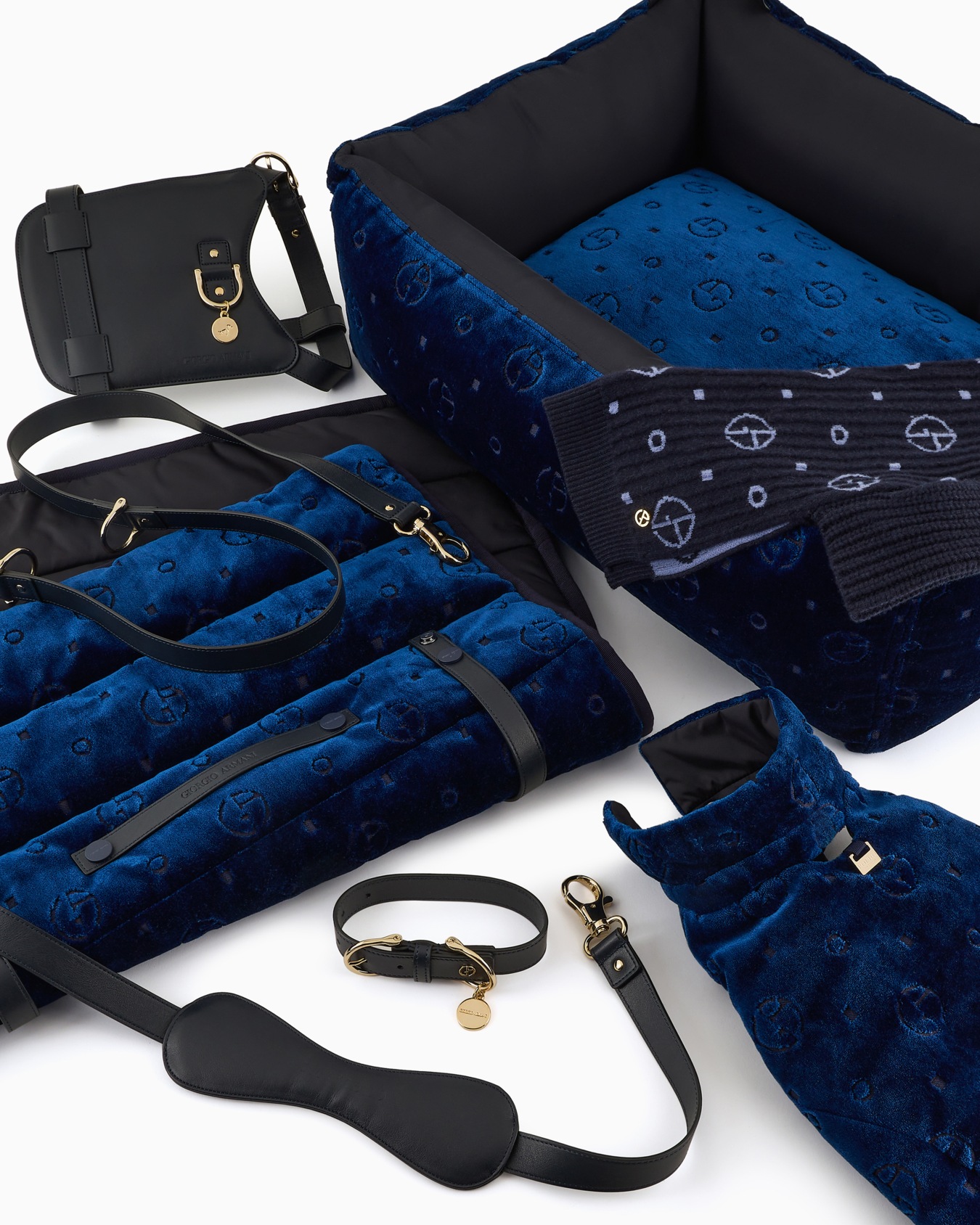 Poldo x Giorgio Armani Coat in monogram jacquard velvet Slide 6