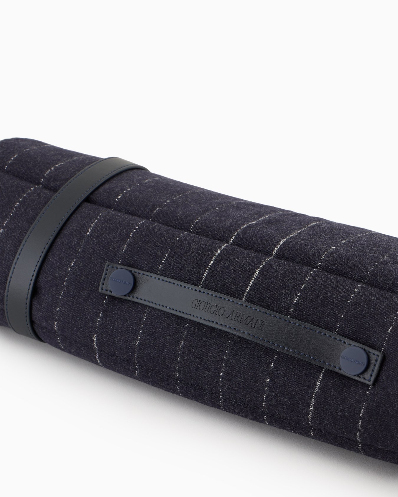 Tapis de voyage Poldo x Giorgio Armani en laine vierge à fines rayures Diapositive 4