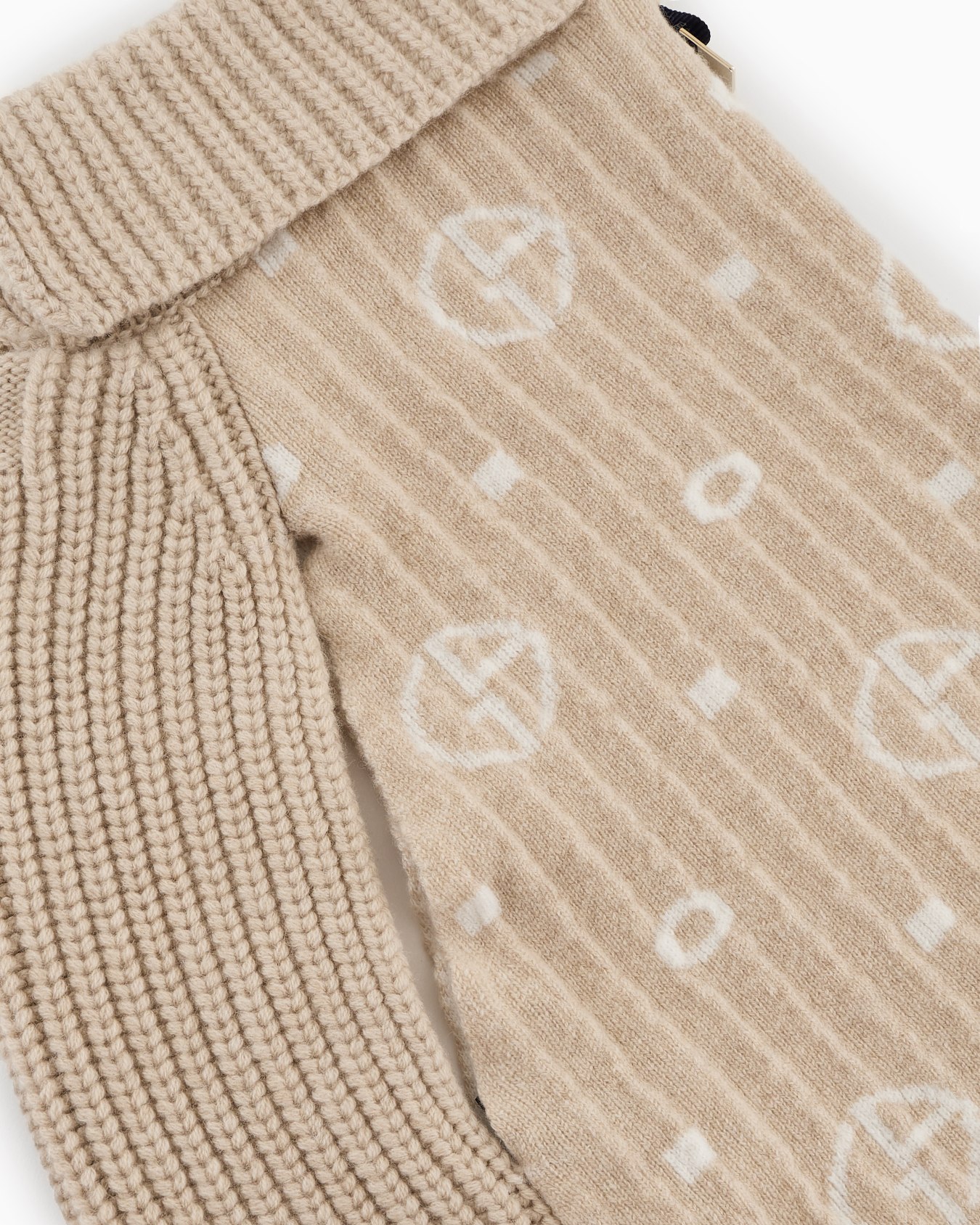 Chandail Poldo x Giorgio Armani en laine vierge et cachemire jacquard à monogramme Diapositive 5