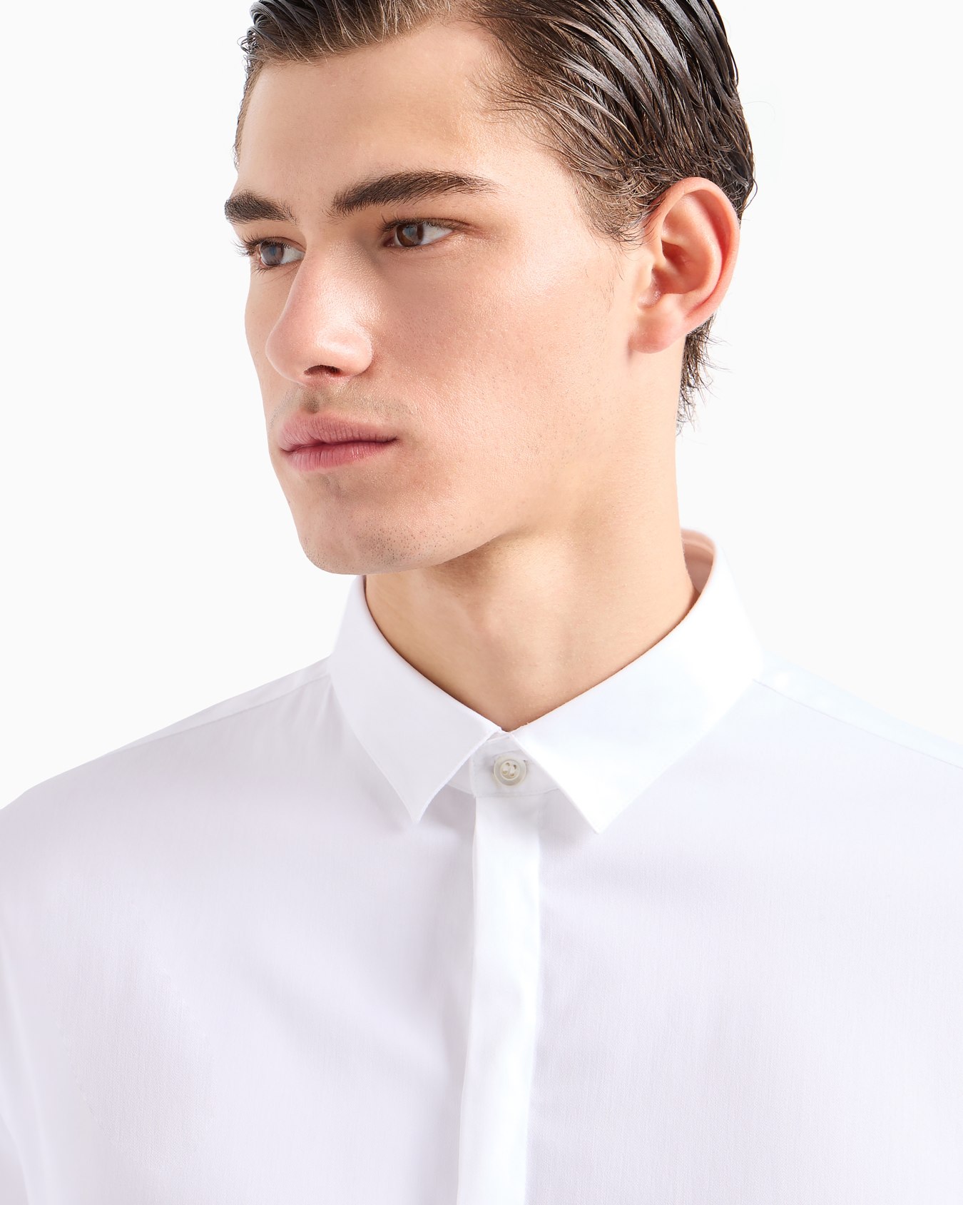 Lightweight comfortable satin slim-fit shirt Slide 4
