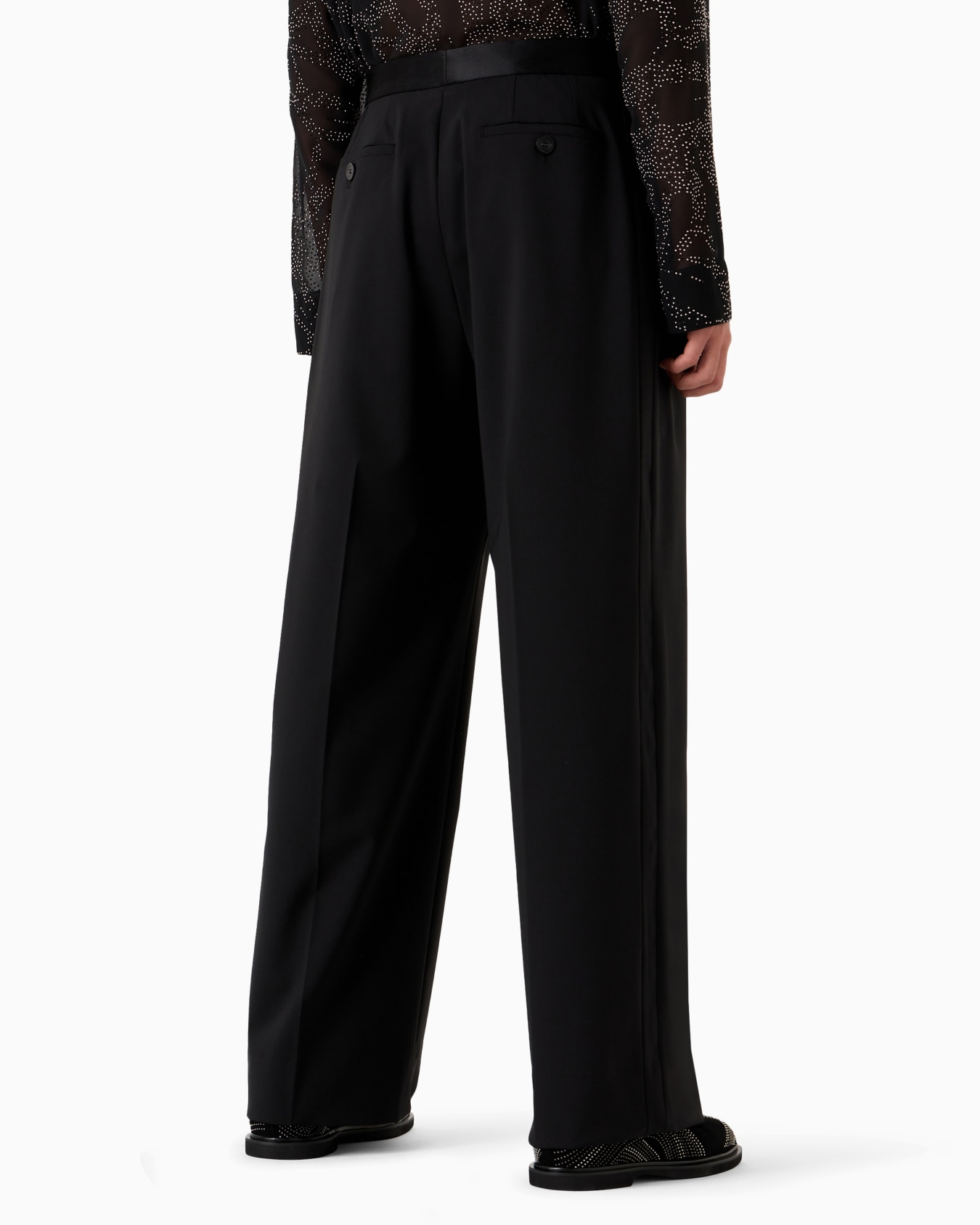 Pantaloni con pieghe godet in tela bi-stretch di lana vergine Slide 3
