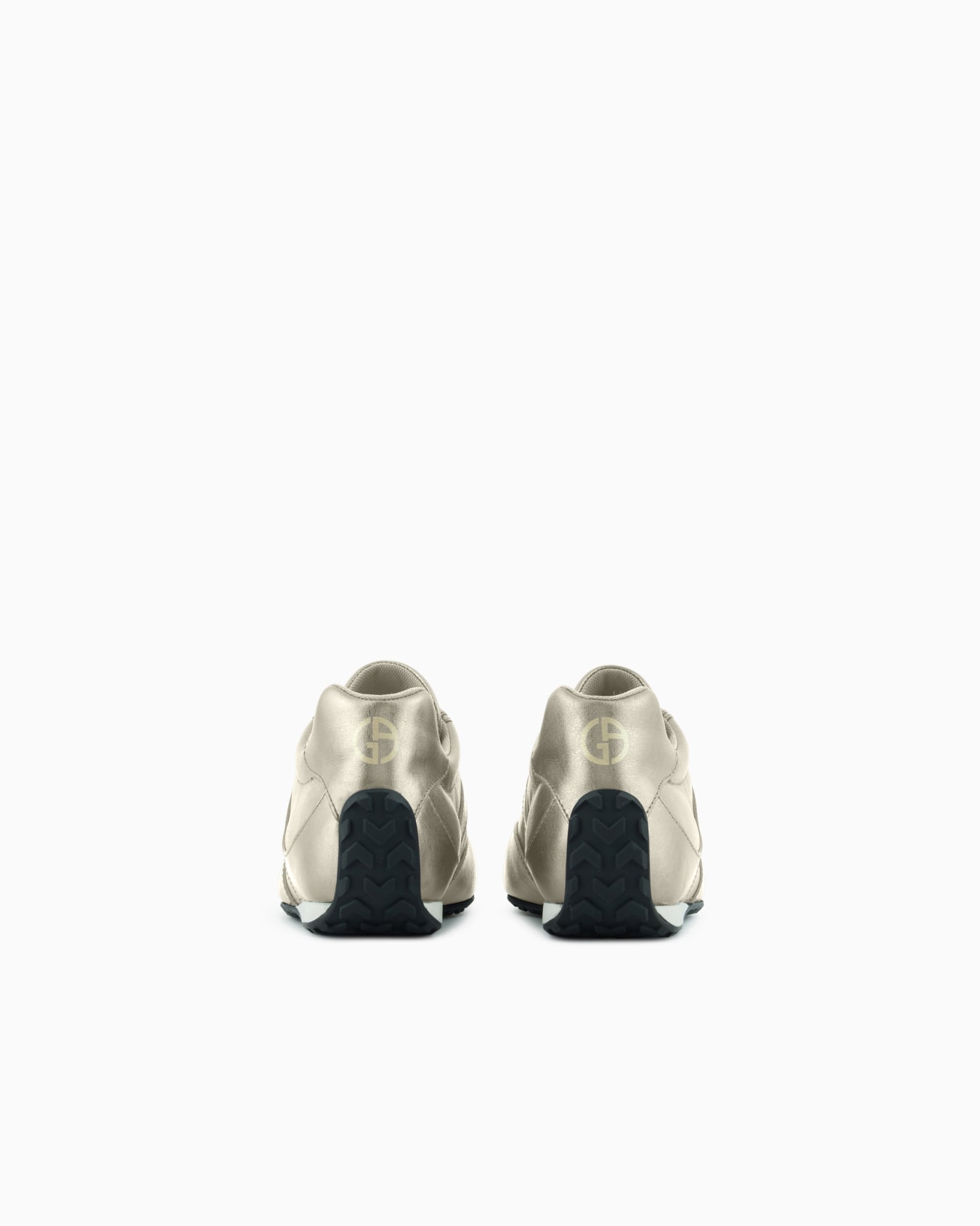Deportivas de piel laminada Diapositiva 3