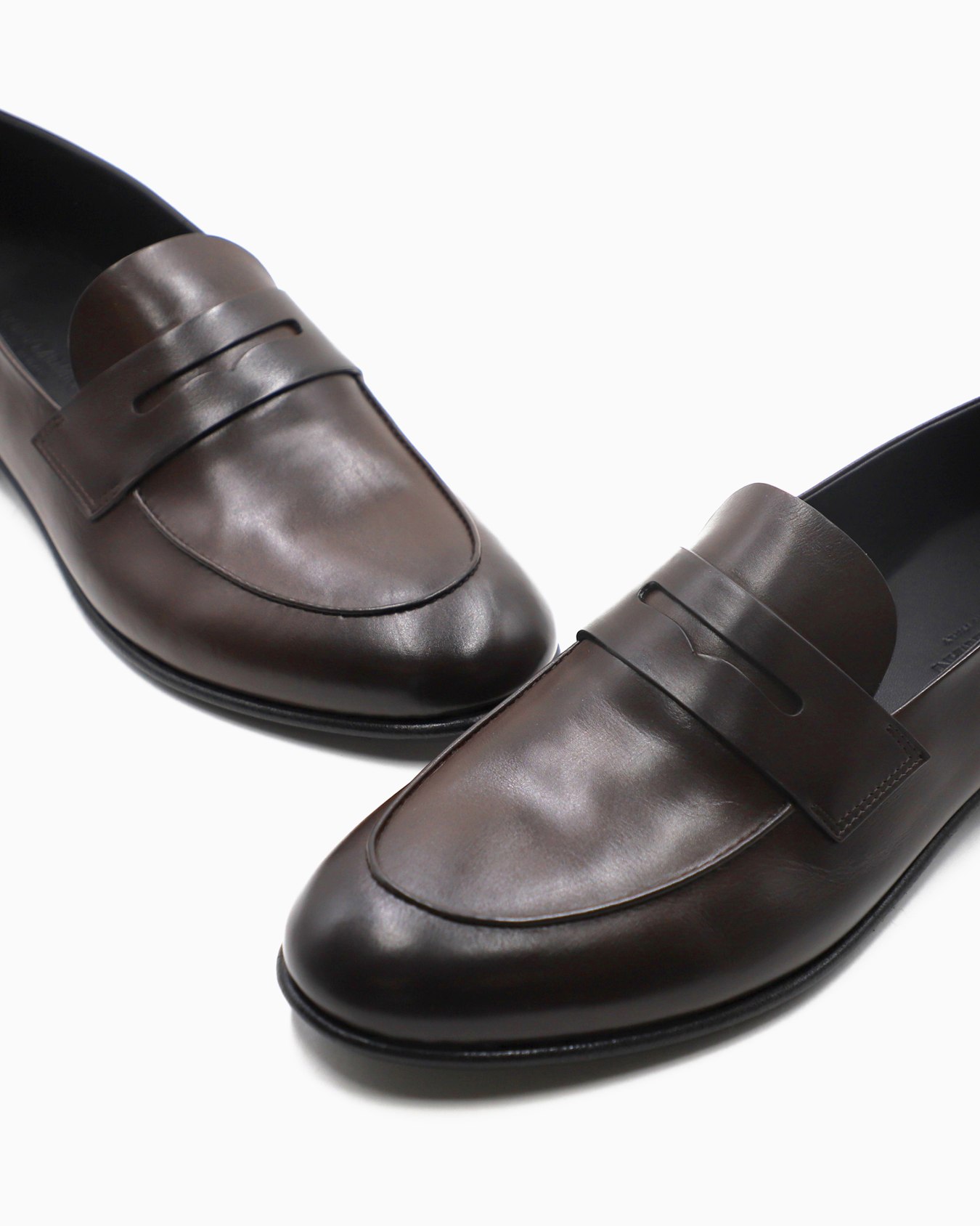 Leather loafers Slide 3