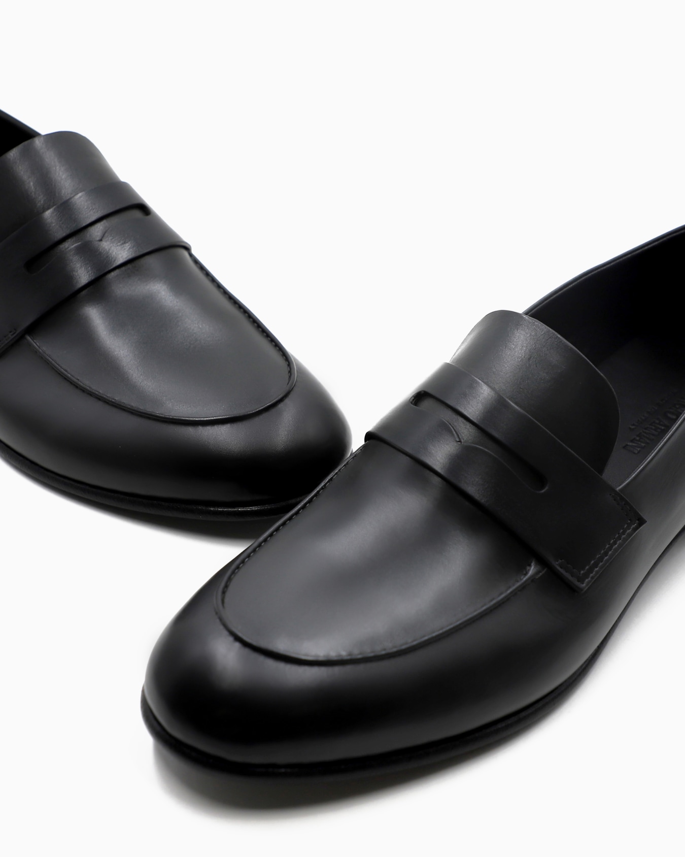 Leather loafers Slide 3