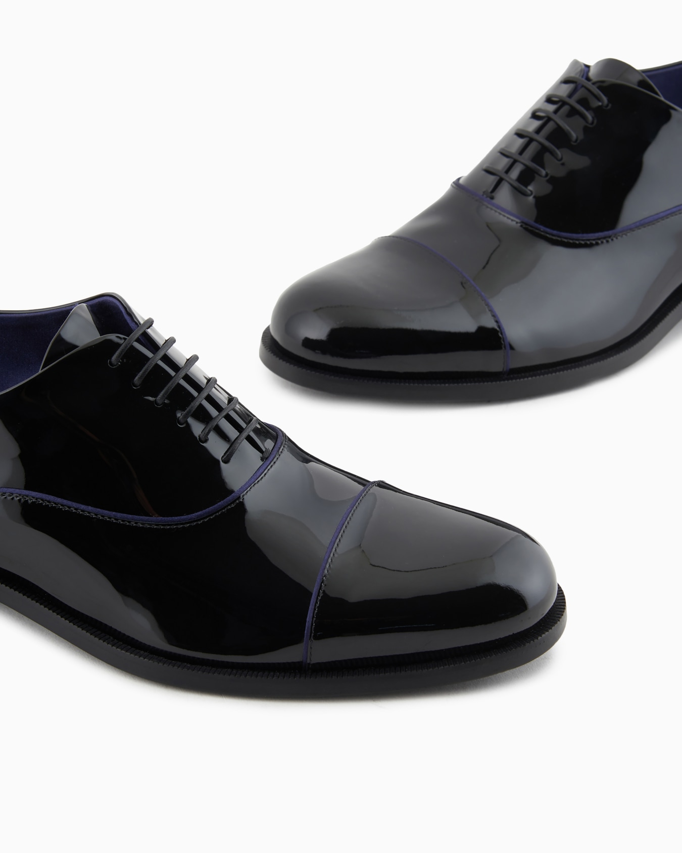Patent-leather Derby shoes Diapositiva 4