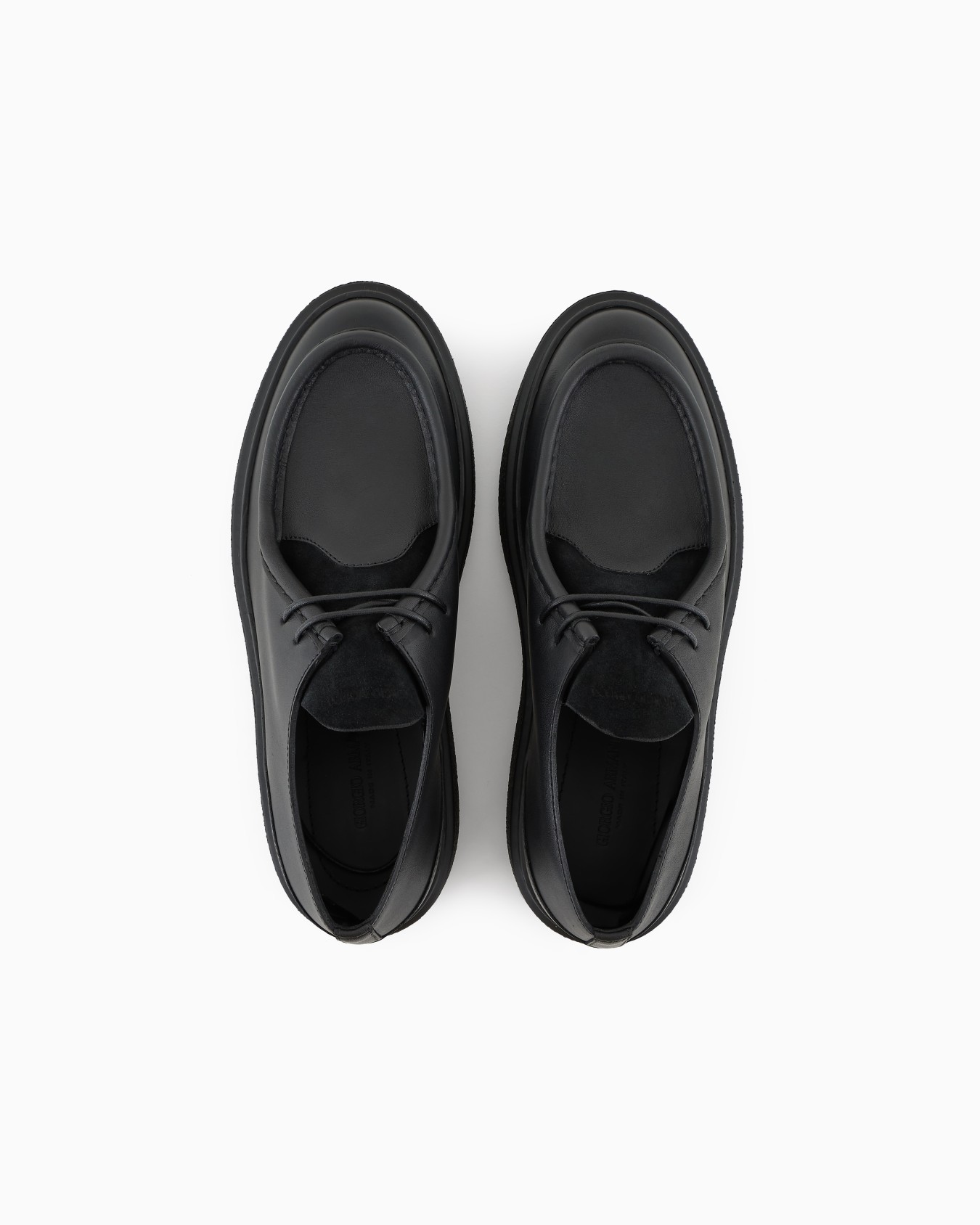 Schnürschuhe aus Leder, Veloursleder und Nappaleder Folie 2