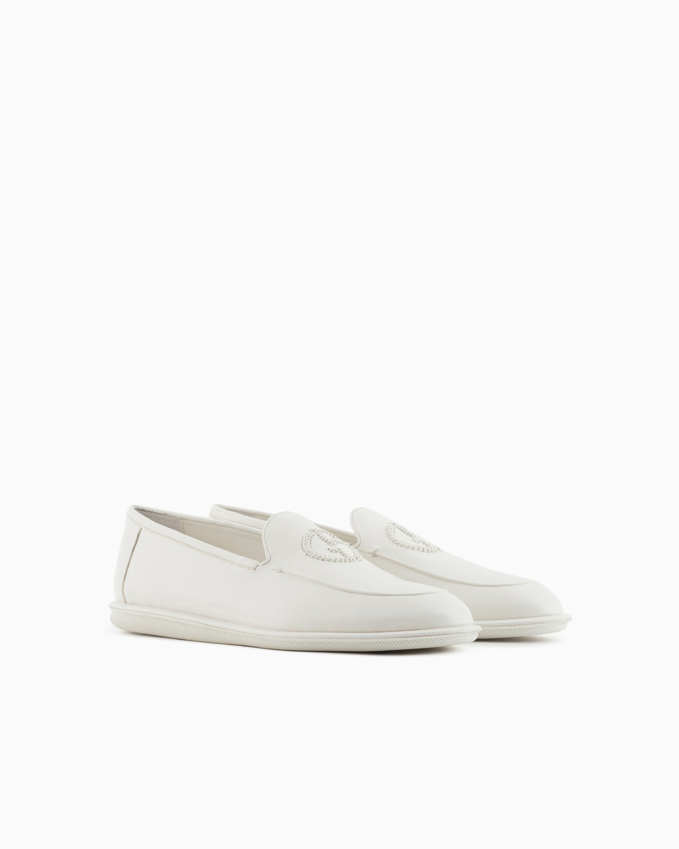Vintage nappa leather loafers with embroidered logo Slide 1