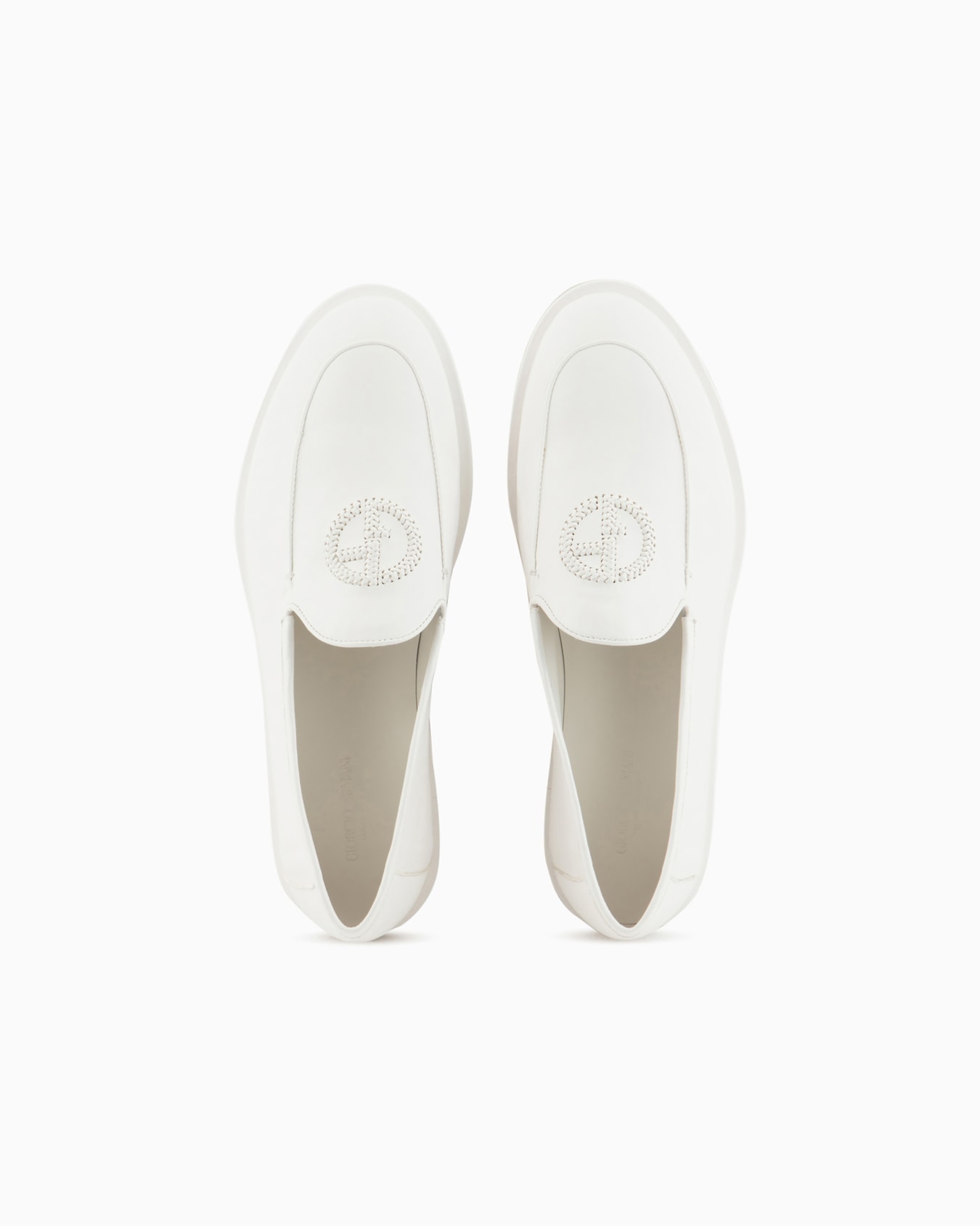 Vintage nappa leather loafers with embroidered logo Slide 2