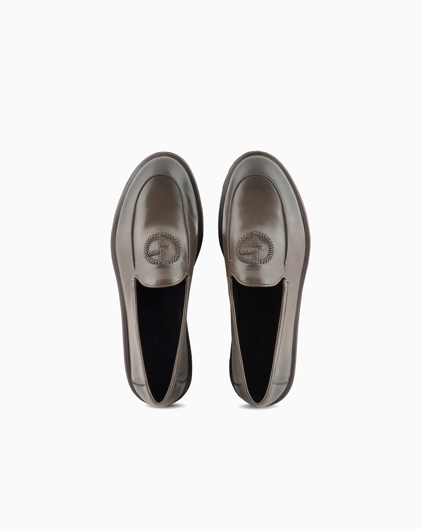 Mocasines de napa vintage con logotipo bordado Diapositiva 2