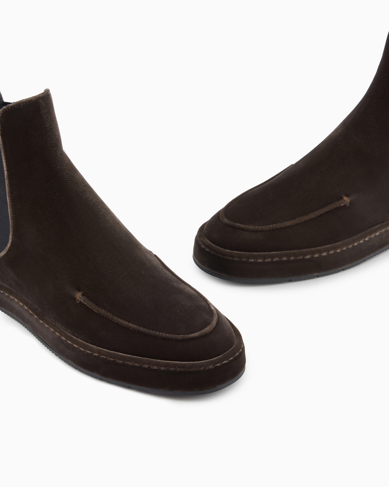 Velvet ankle boots Slide 3
