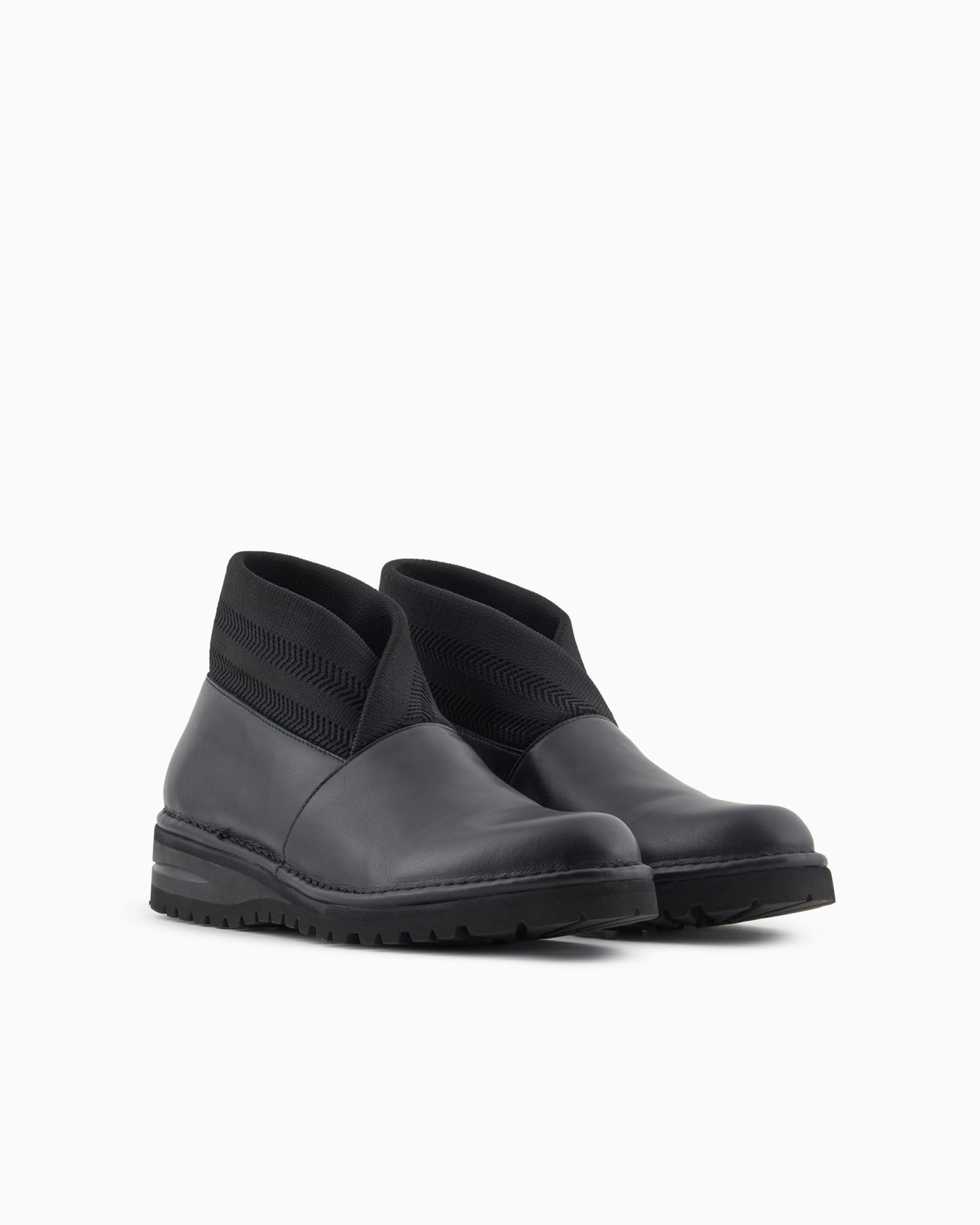 Stiefeletten aus Leder, mit Strick-Details Folie 1