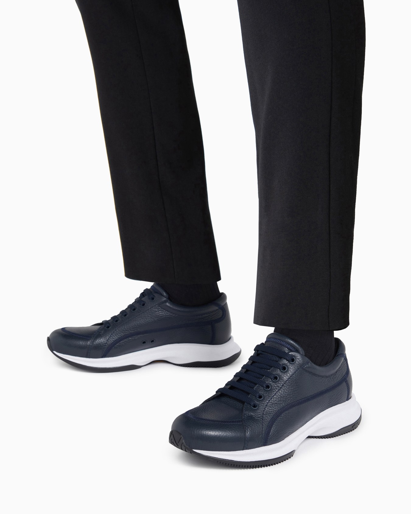 Sneakers in cervo Slide 6