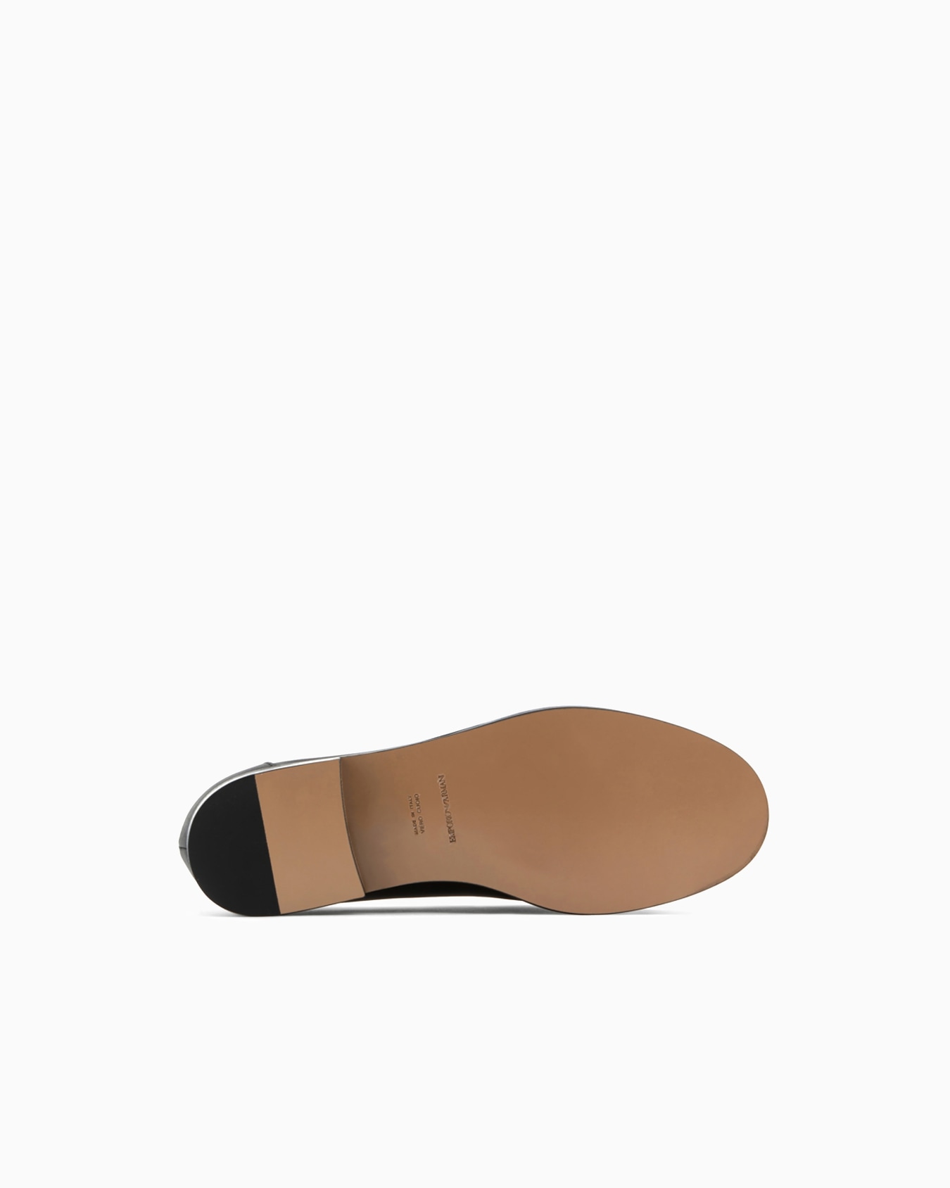 Polished leather loafers with stirrup Slide 4