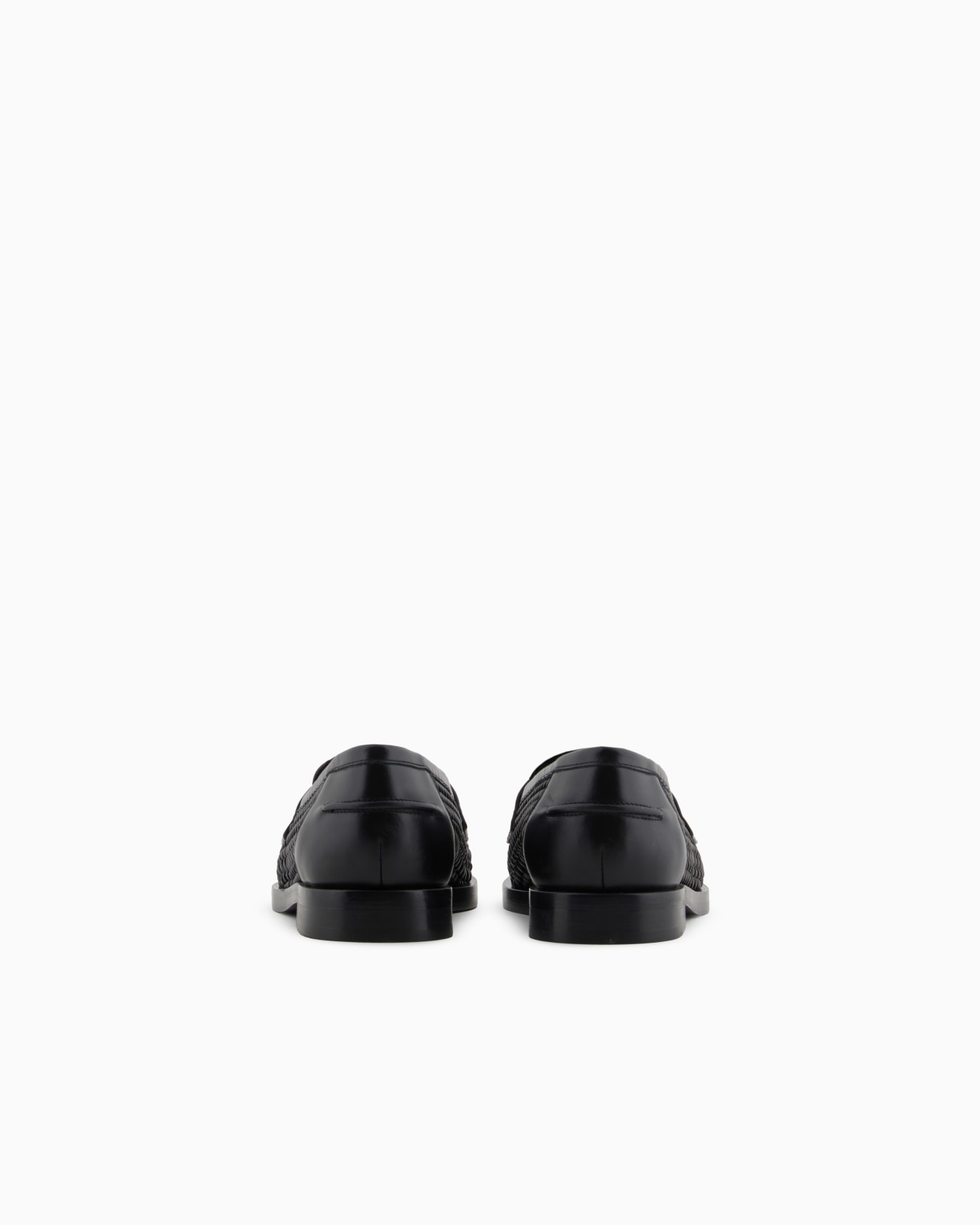 Mocassins tressés avec détails en cuir et plaque aigle  Diapositive 3
