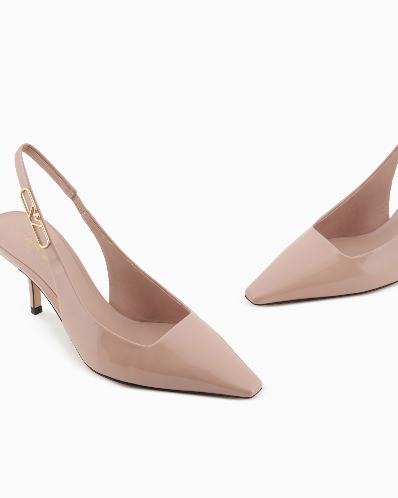 Patent-leather slingback court shoes with eagle plate Slide 4