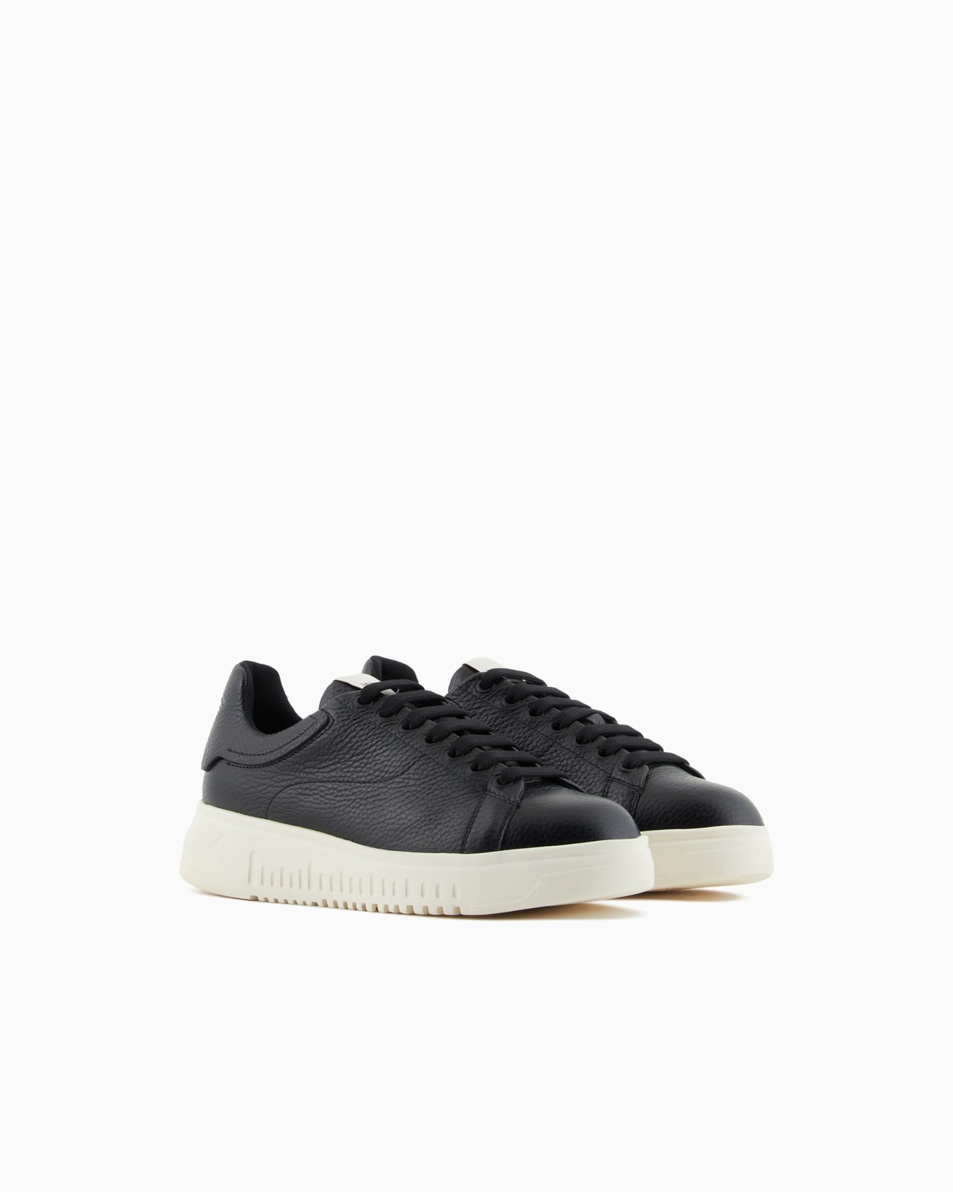 Tumbled leather sneakers Slide 1