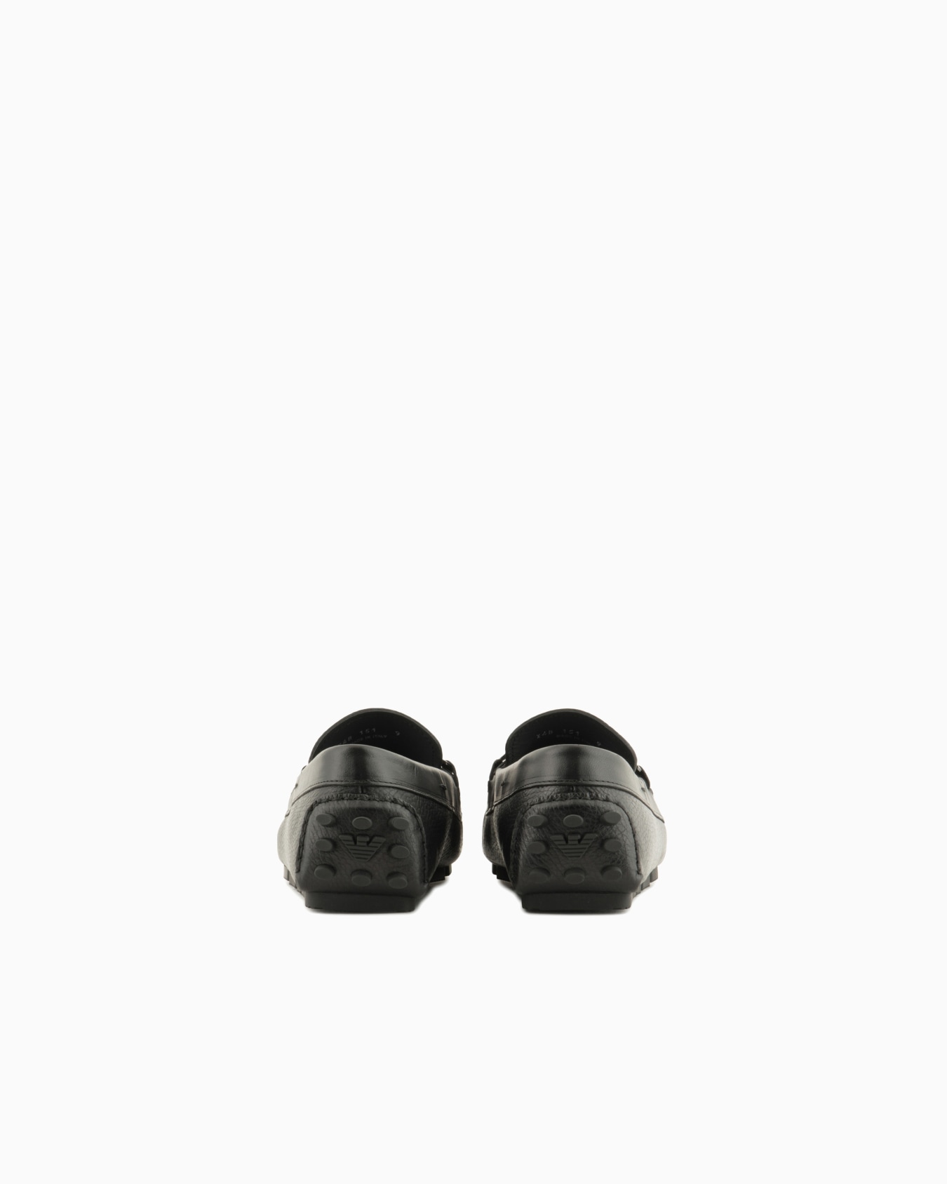 Pebbled leather driving loafers with stirrup bar Slide 3