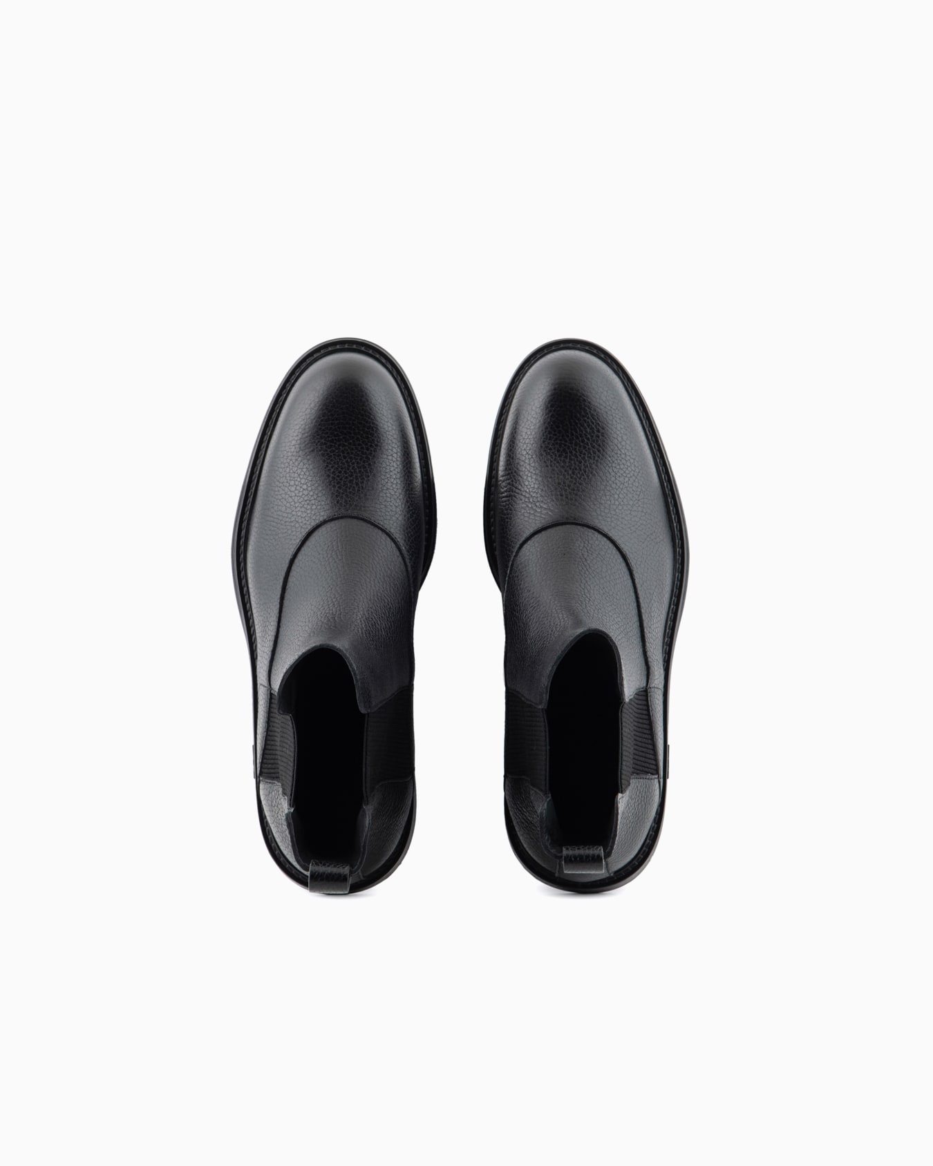 Grained leather Chelsea boots Slide 2