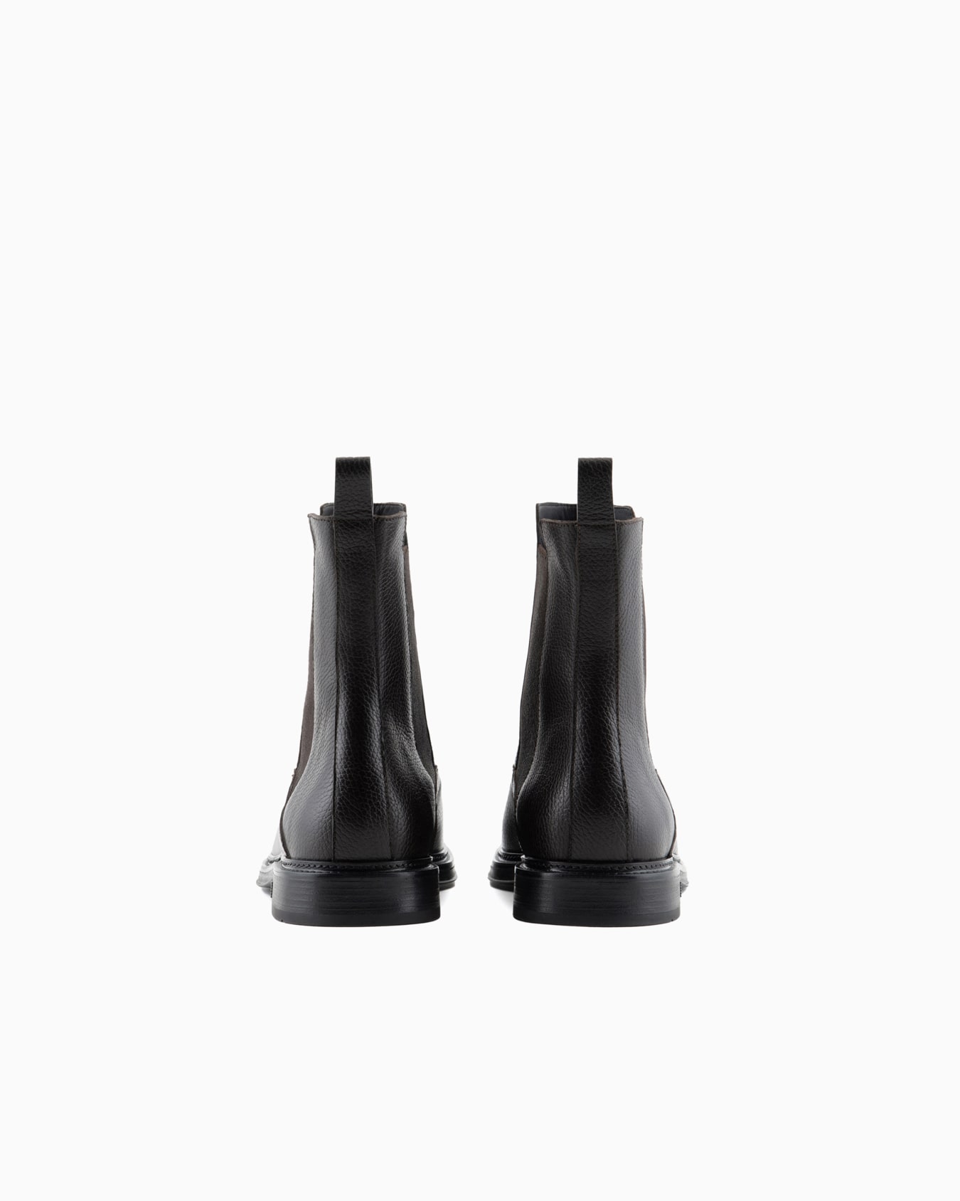 Grained leather Chelsea boots Slide 3