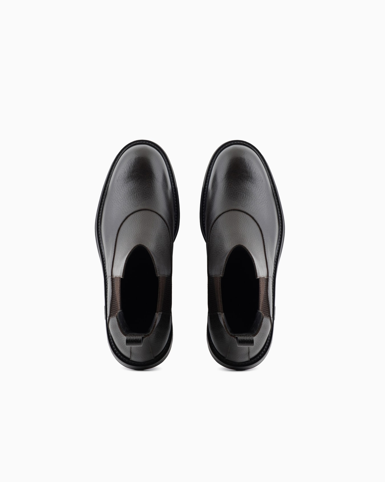 Grained leather Chelsea boots Slide 2