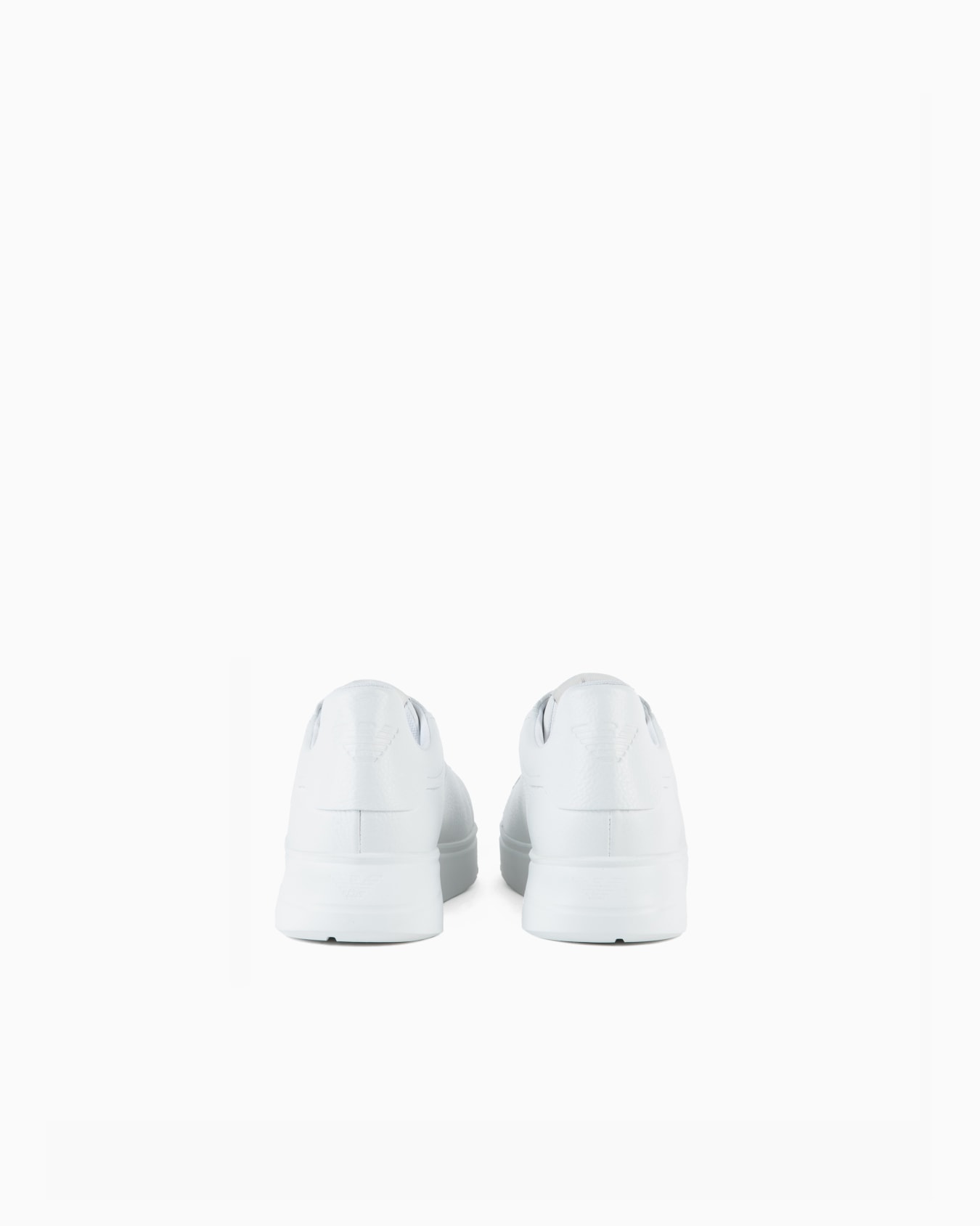 Tumbled leather sneakers Slide 3