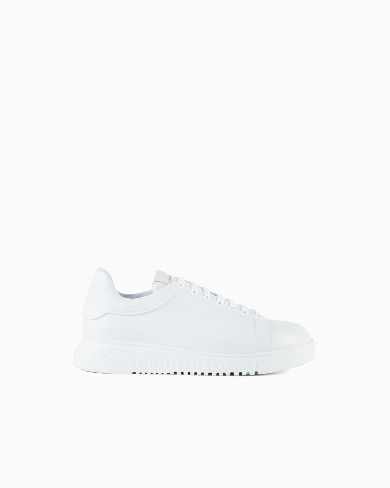Tumbled leather sneakers Slide 0