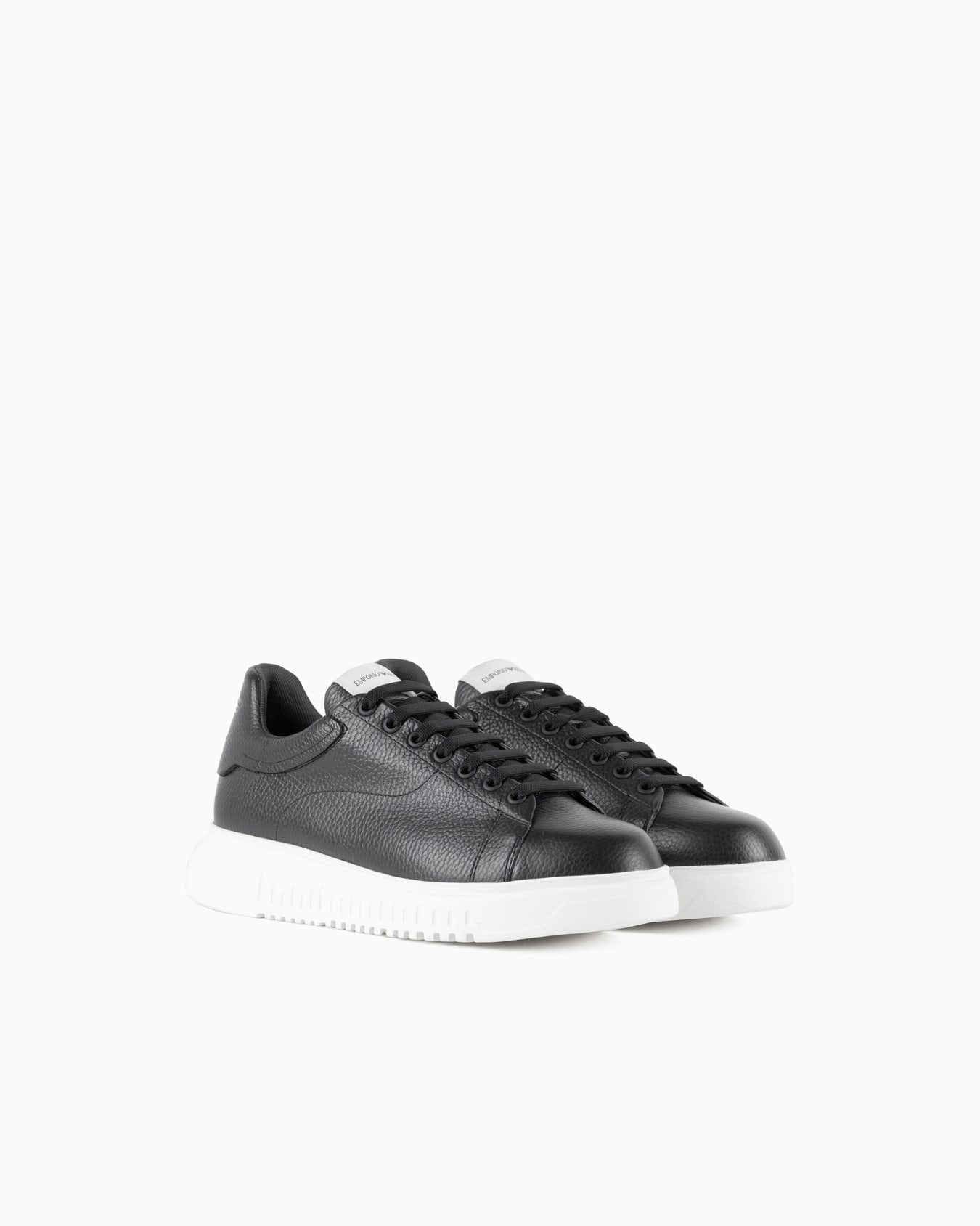 Tumbled leather sneakers Slide 1