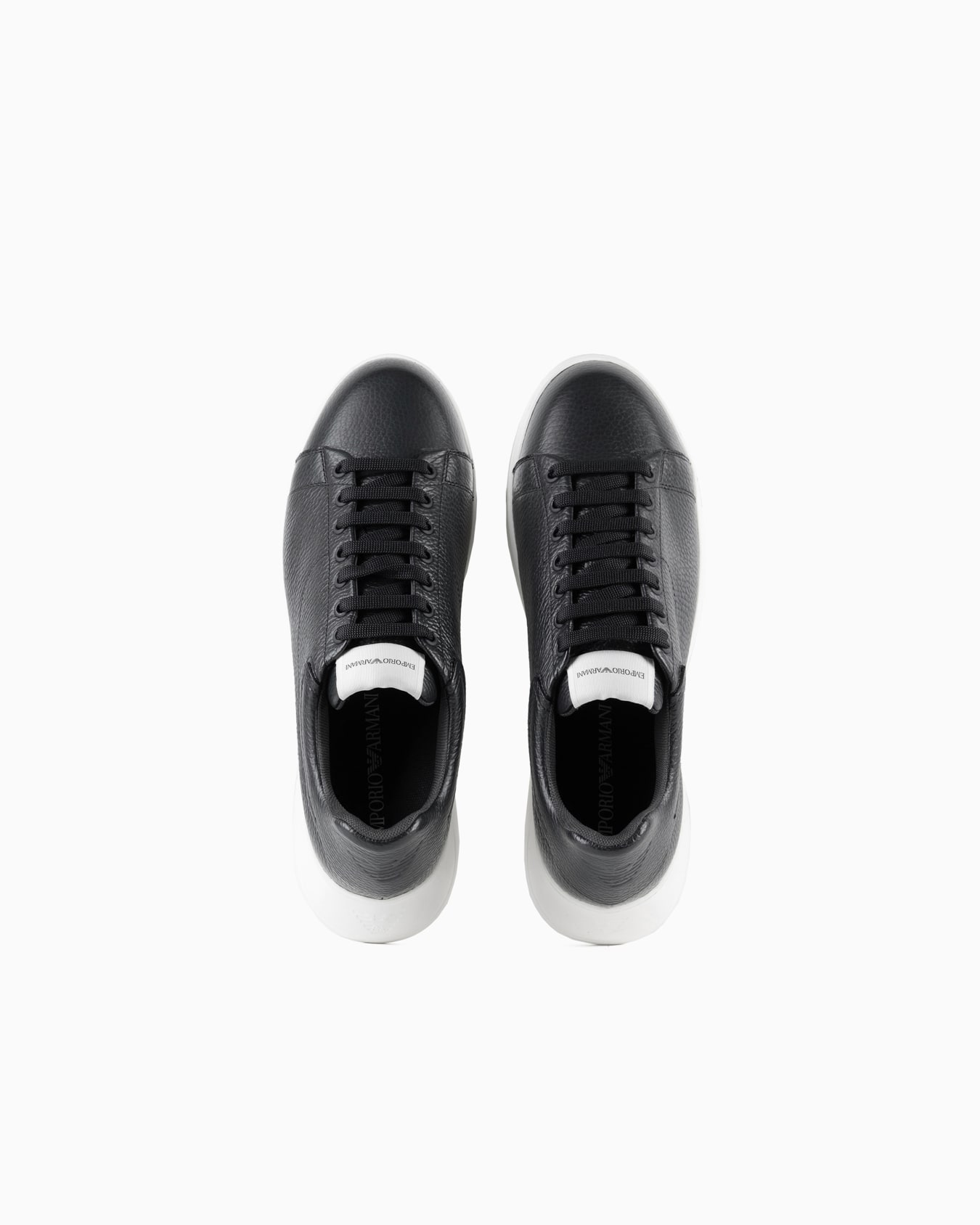 Tumbled leather sneakers Slide 2