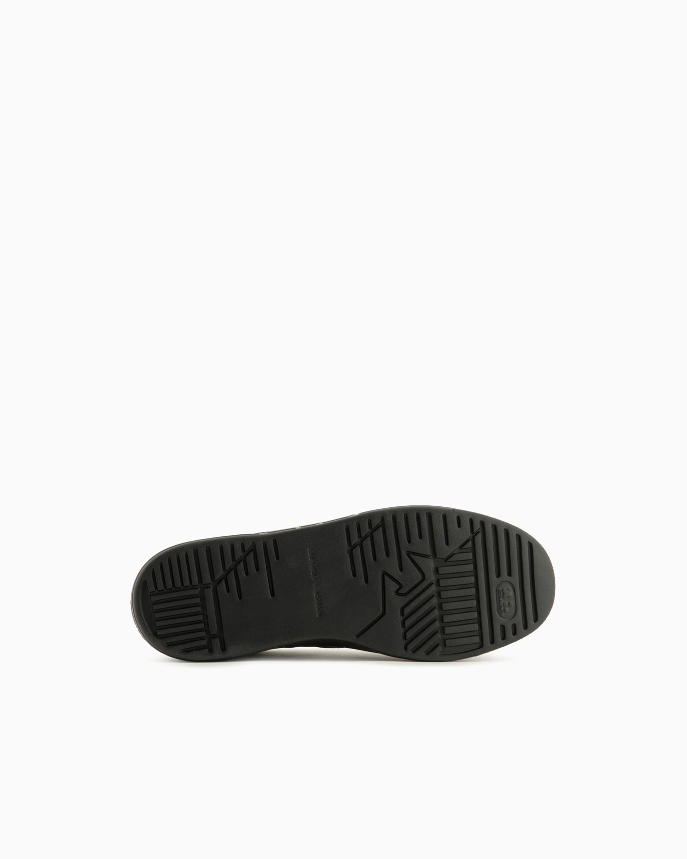 Sneaker aus gehämmertem Leder Folie 5
