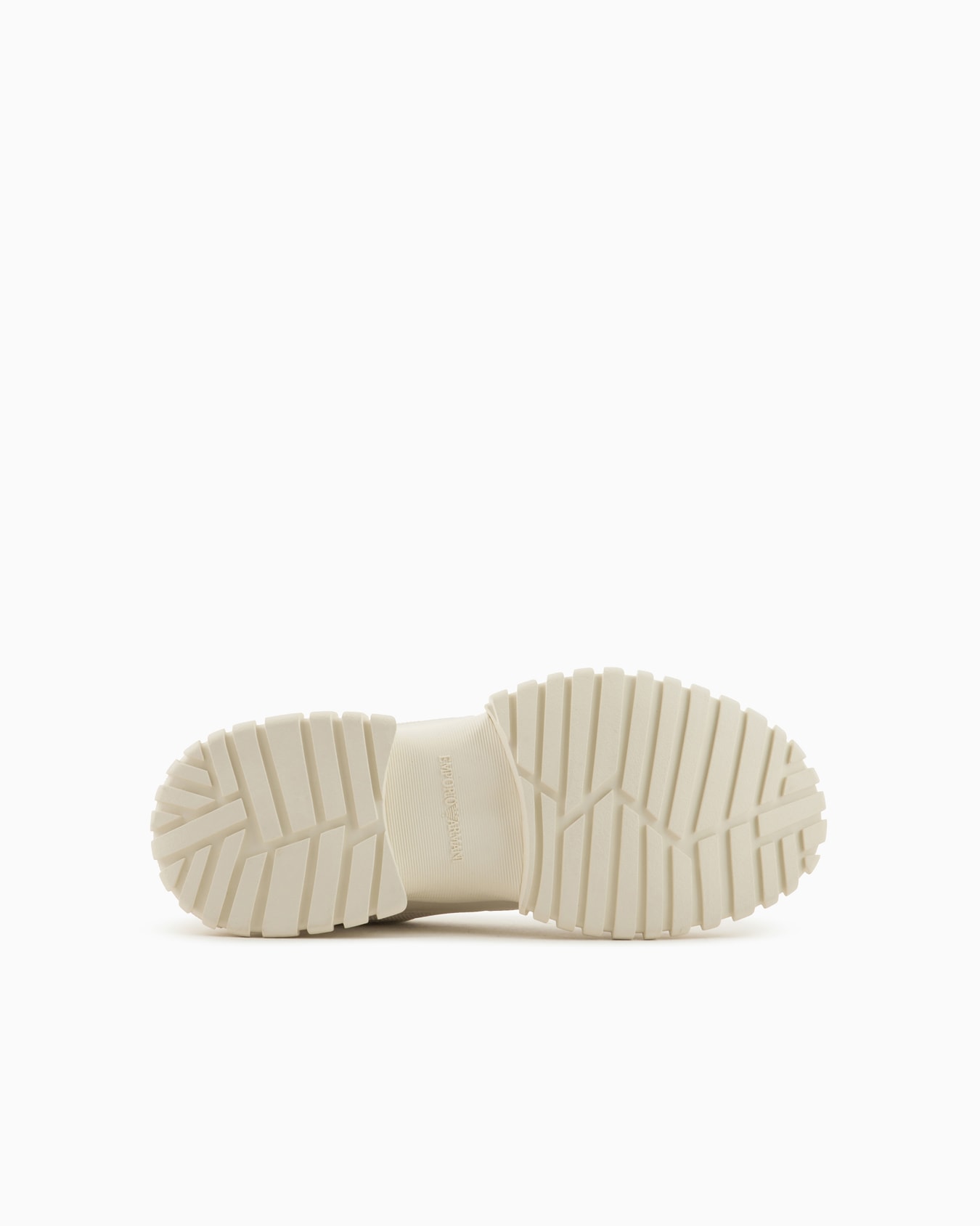 Matching mesh and leather sneakers Slide 5